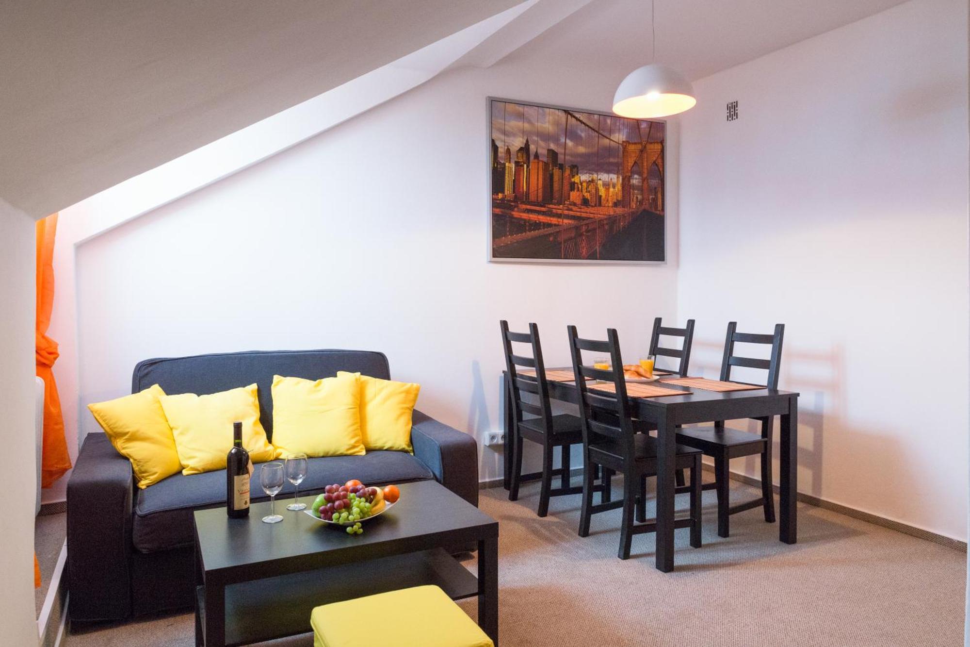 One-Bedroom Apartment