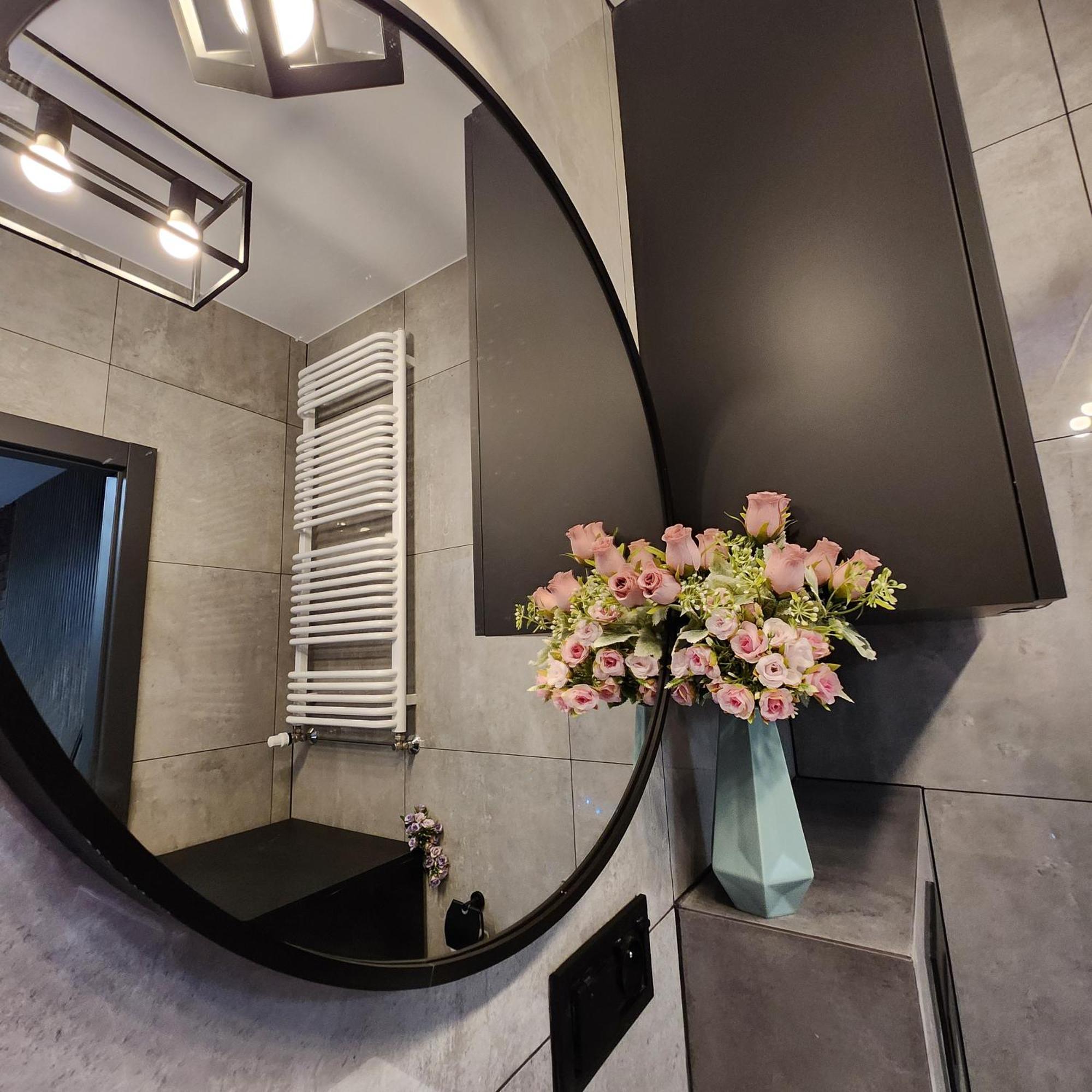Studio Spa Bath