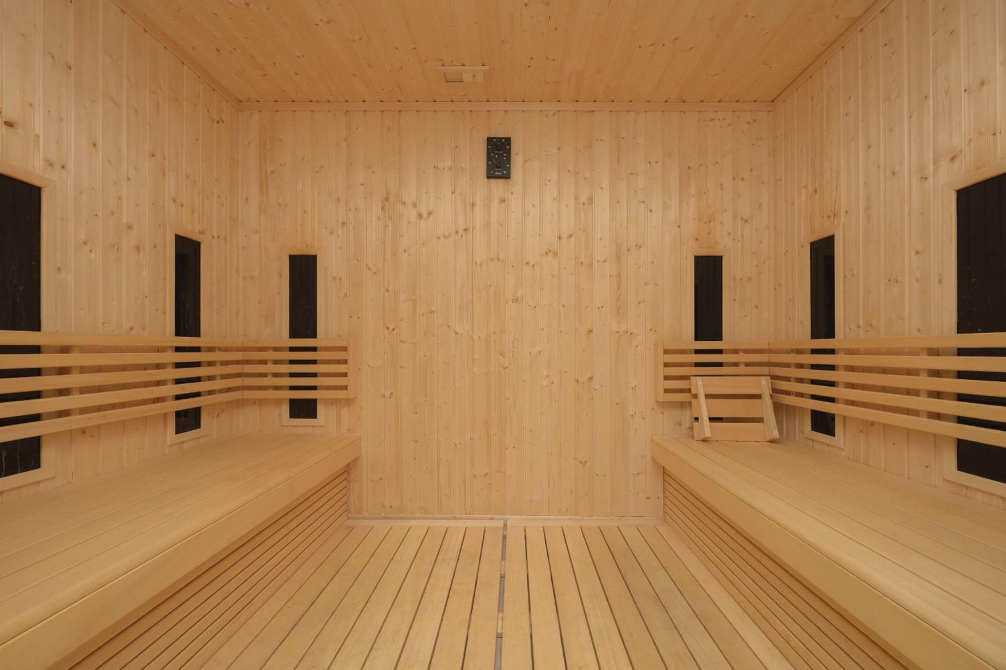 Studio Balcony