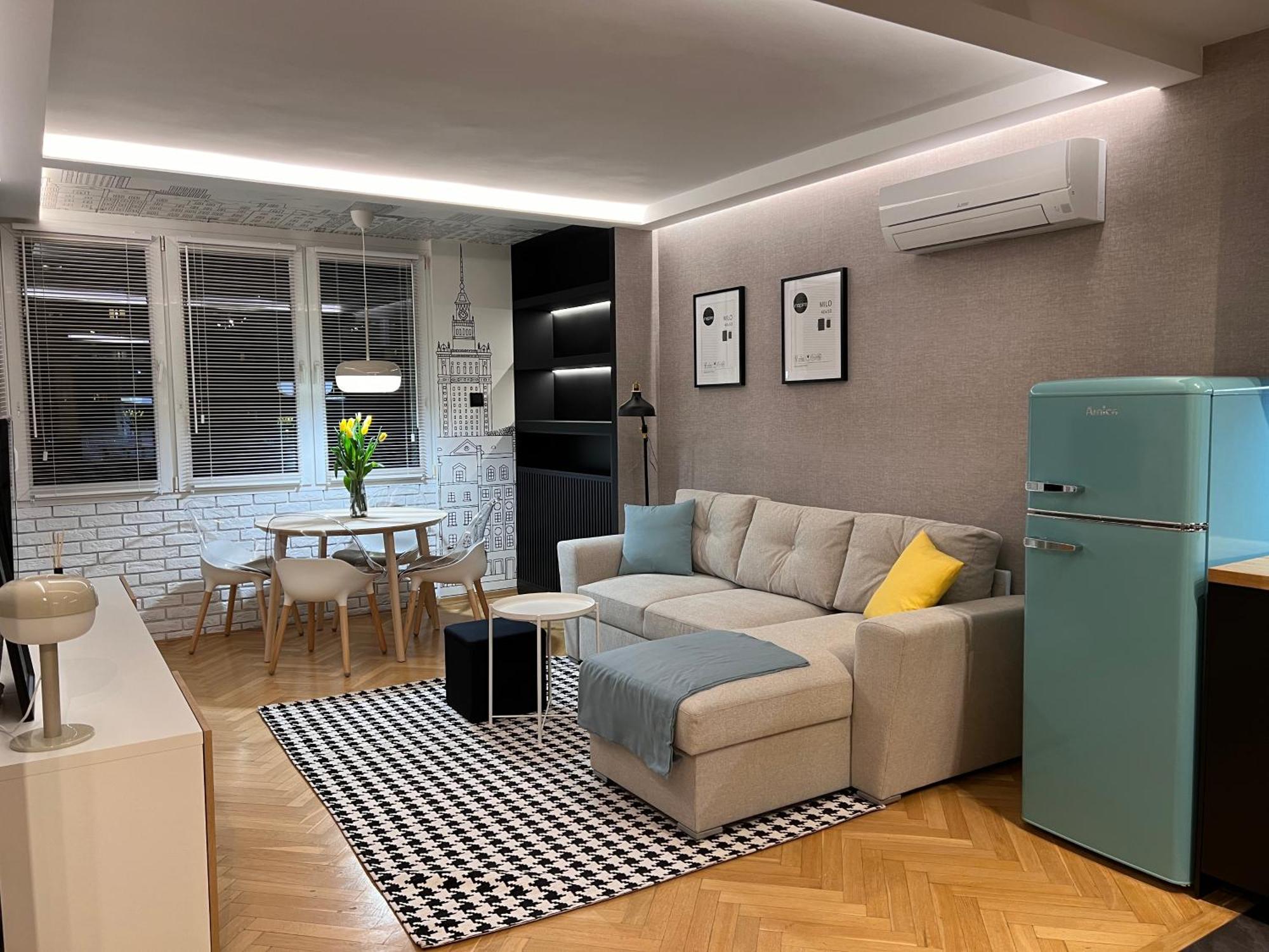 One-Bedroom Apartment