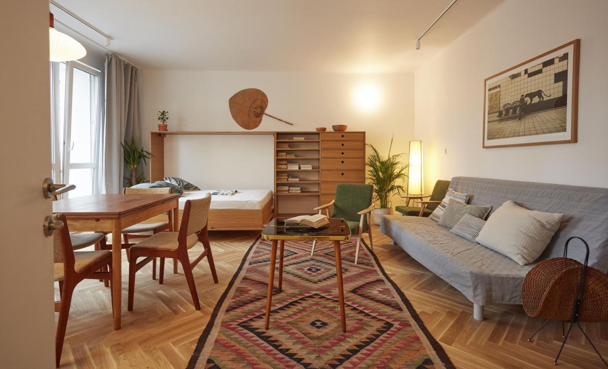 Studio Apartment