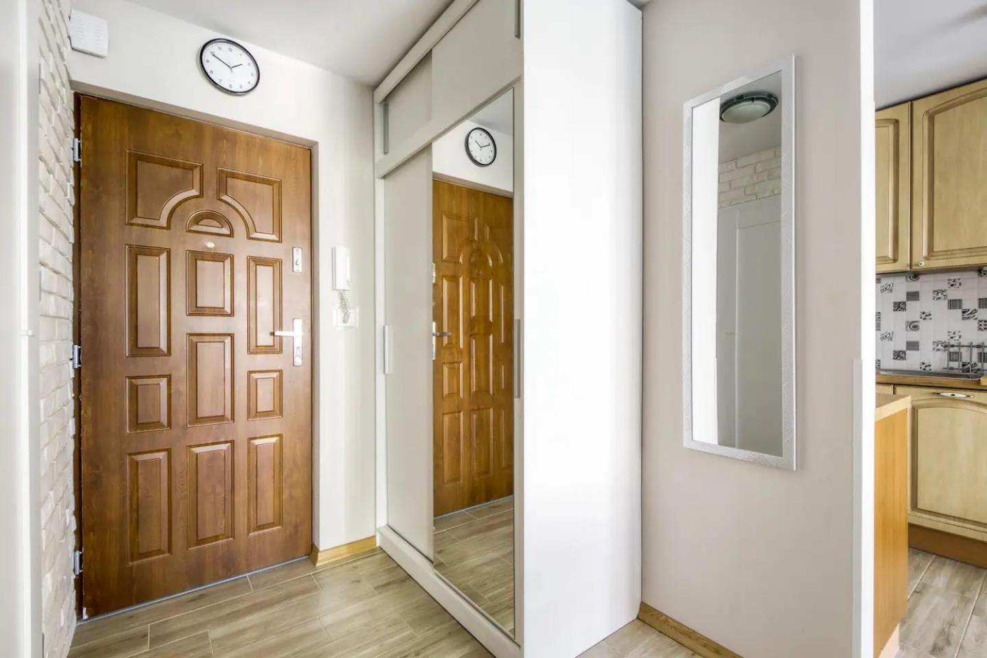 Two-Bedroom Apartment Rondo ONZ