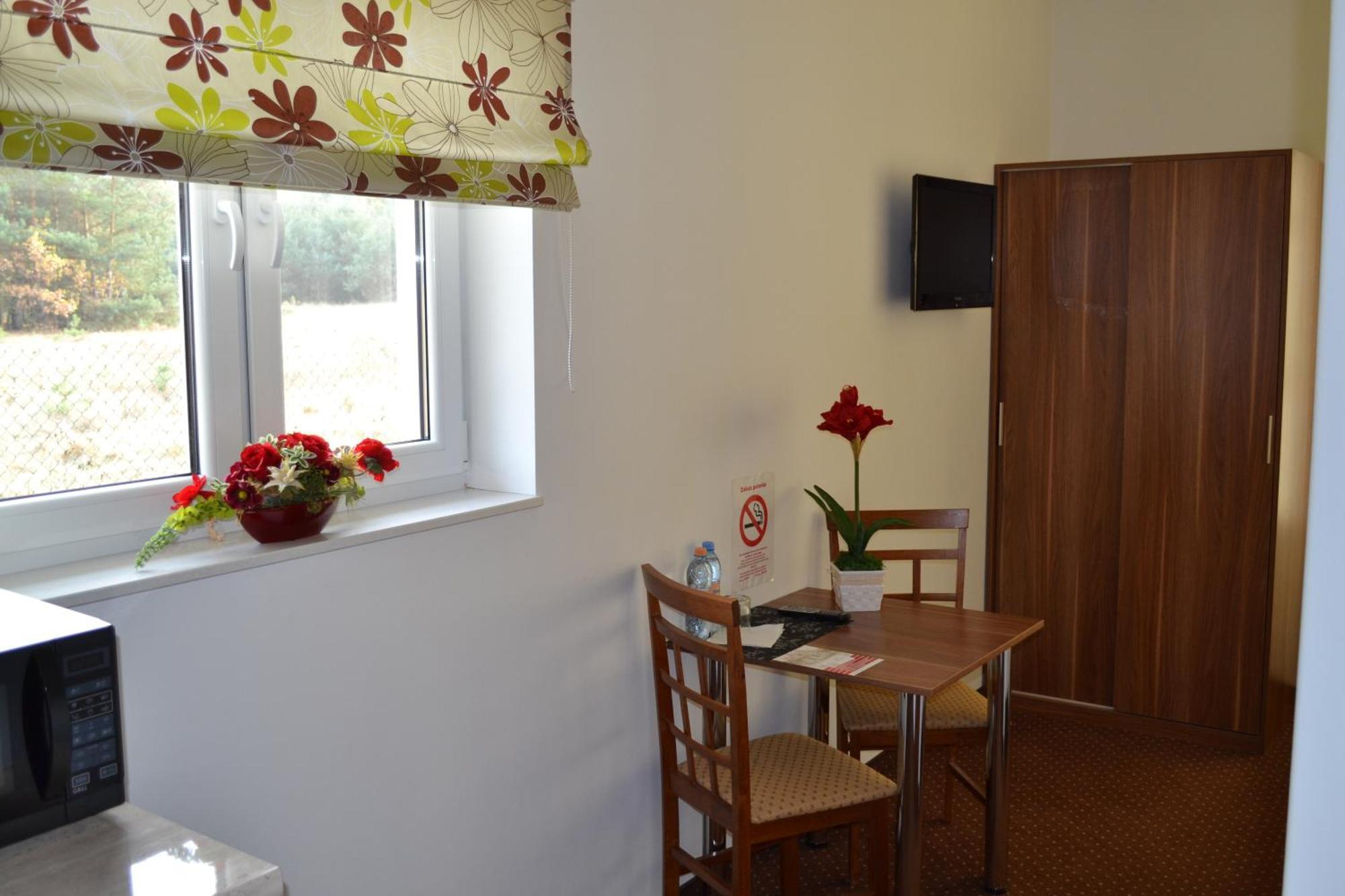 Double or Twin Room Kitchenette
