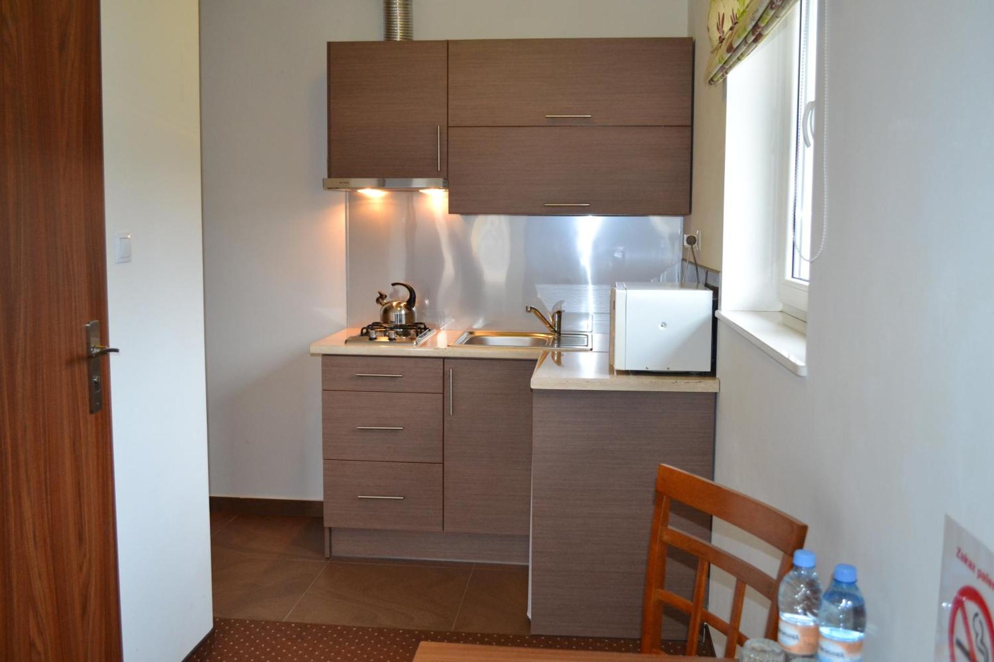 Double or Twin Room Kitchenette