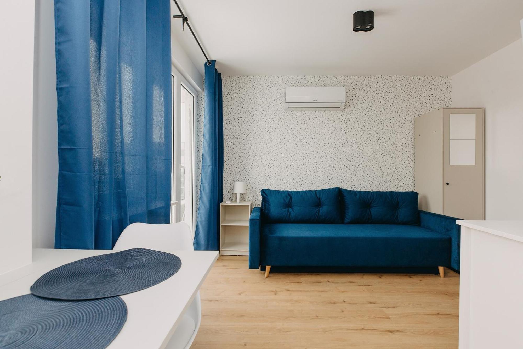 Studio Apartment