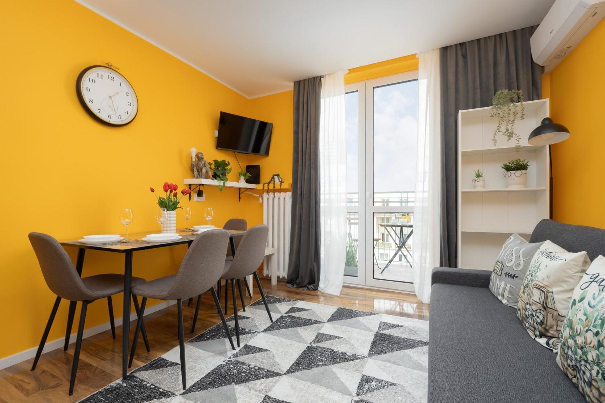 One-Bedroom Apartment