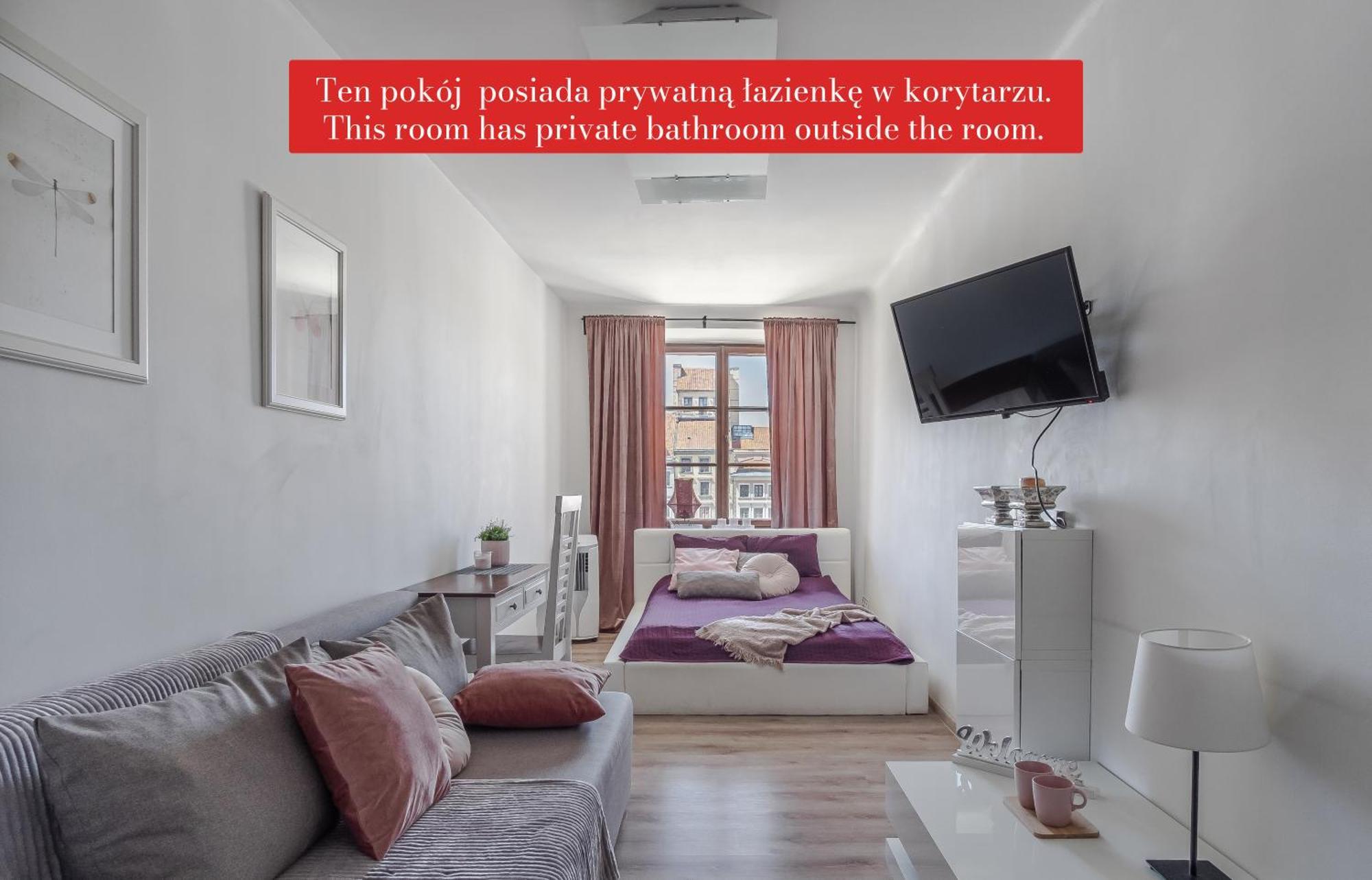 Double Room Old Town View private outside bathroom