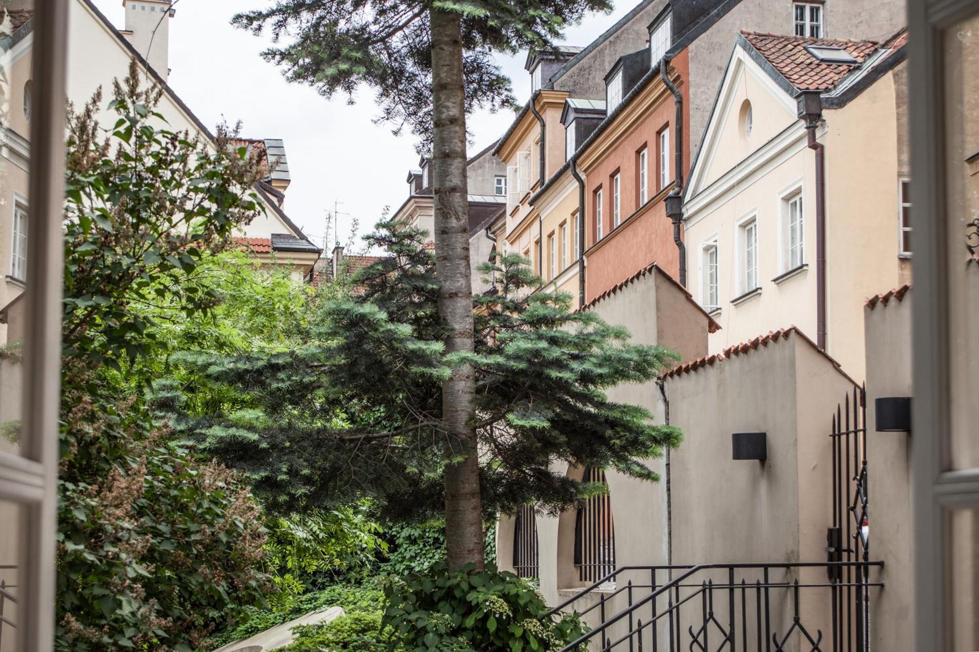 Two-Bedroom Apartment Brzozowa 14 Street