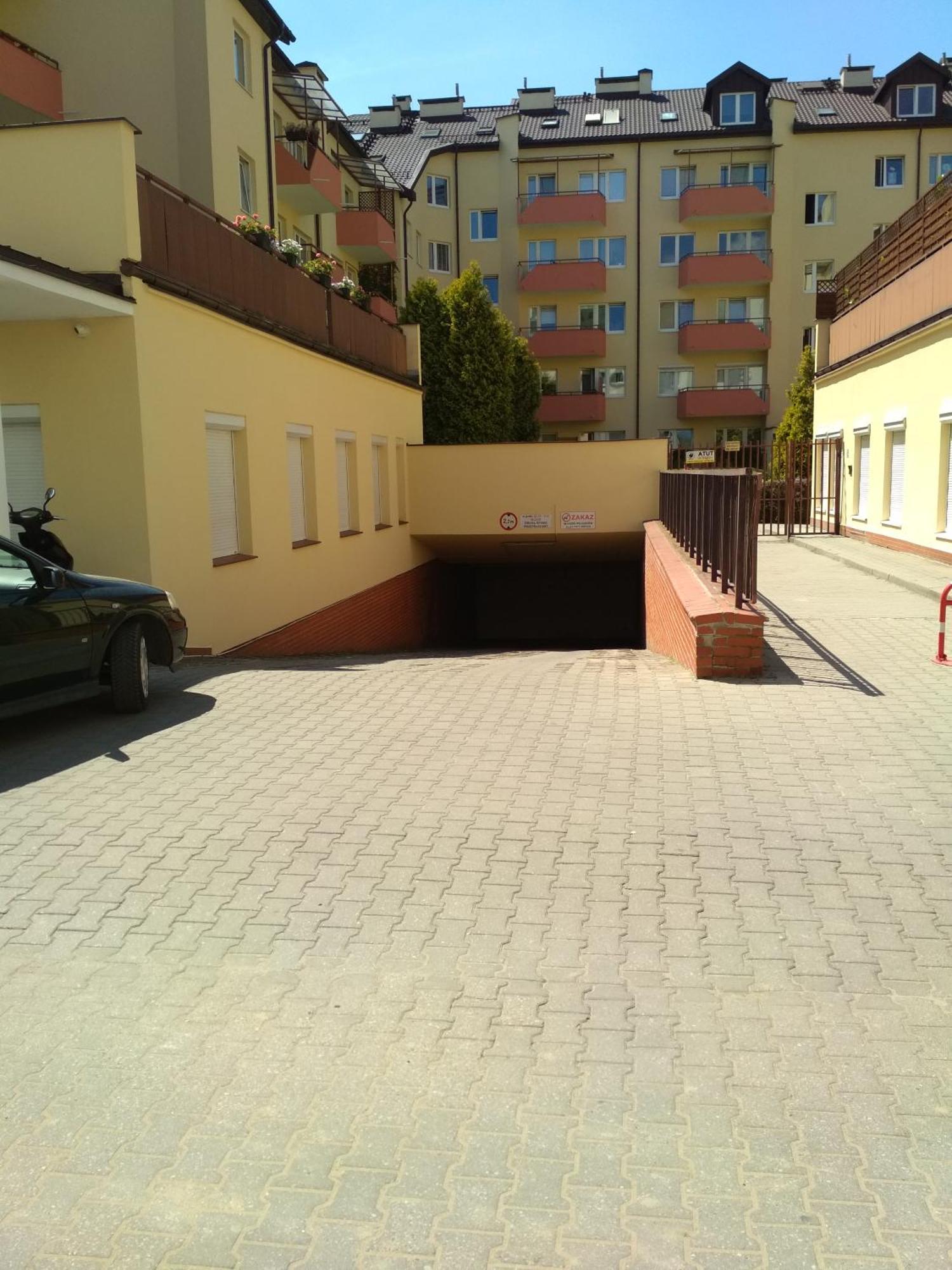One-Bedroom Apartment Non-Smoking