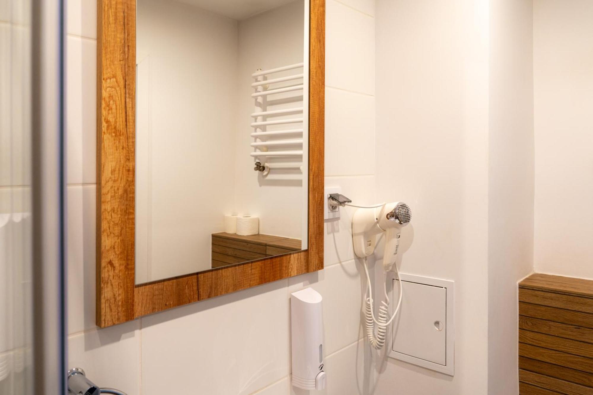 Double Room Private Bathroom
