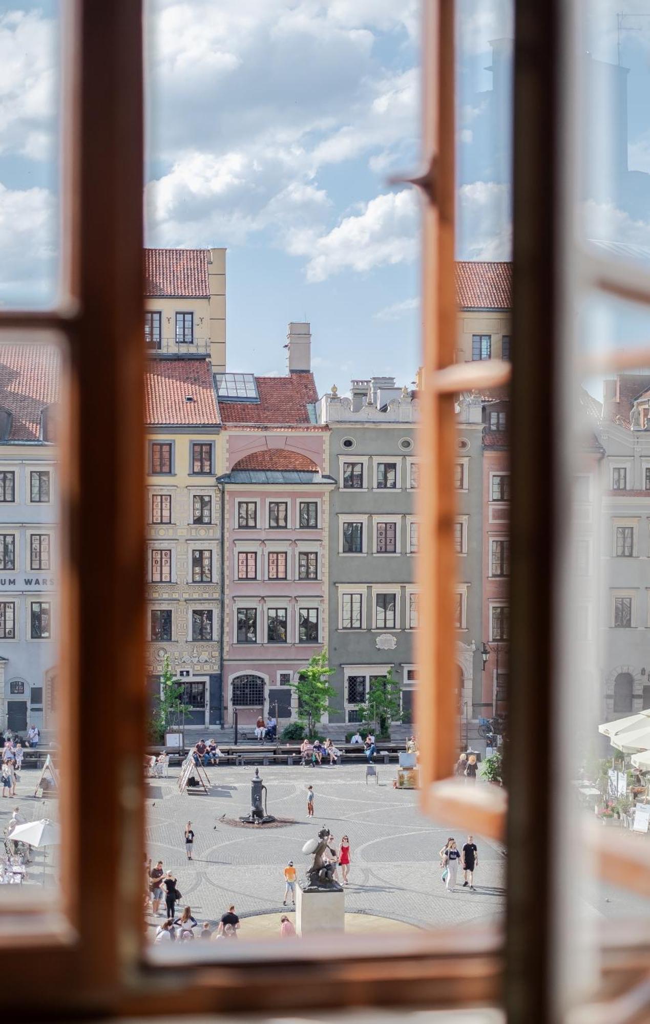 Large Apartment Old Town View