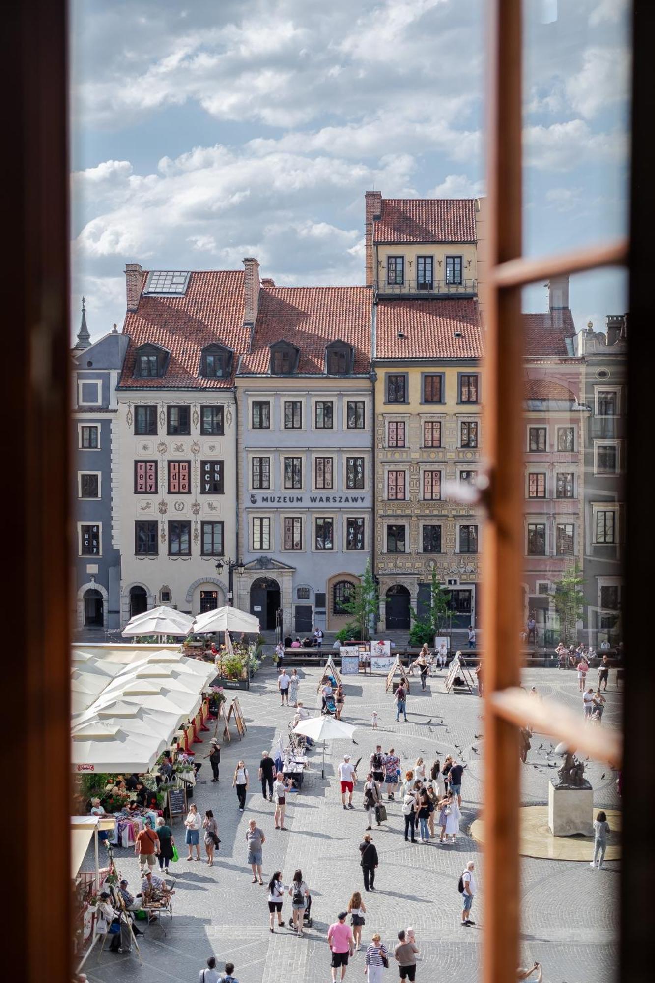 Large Apartment Old Town View