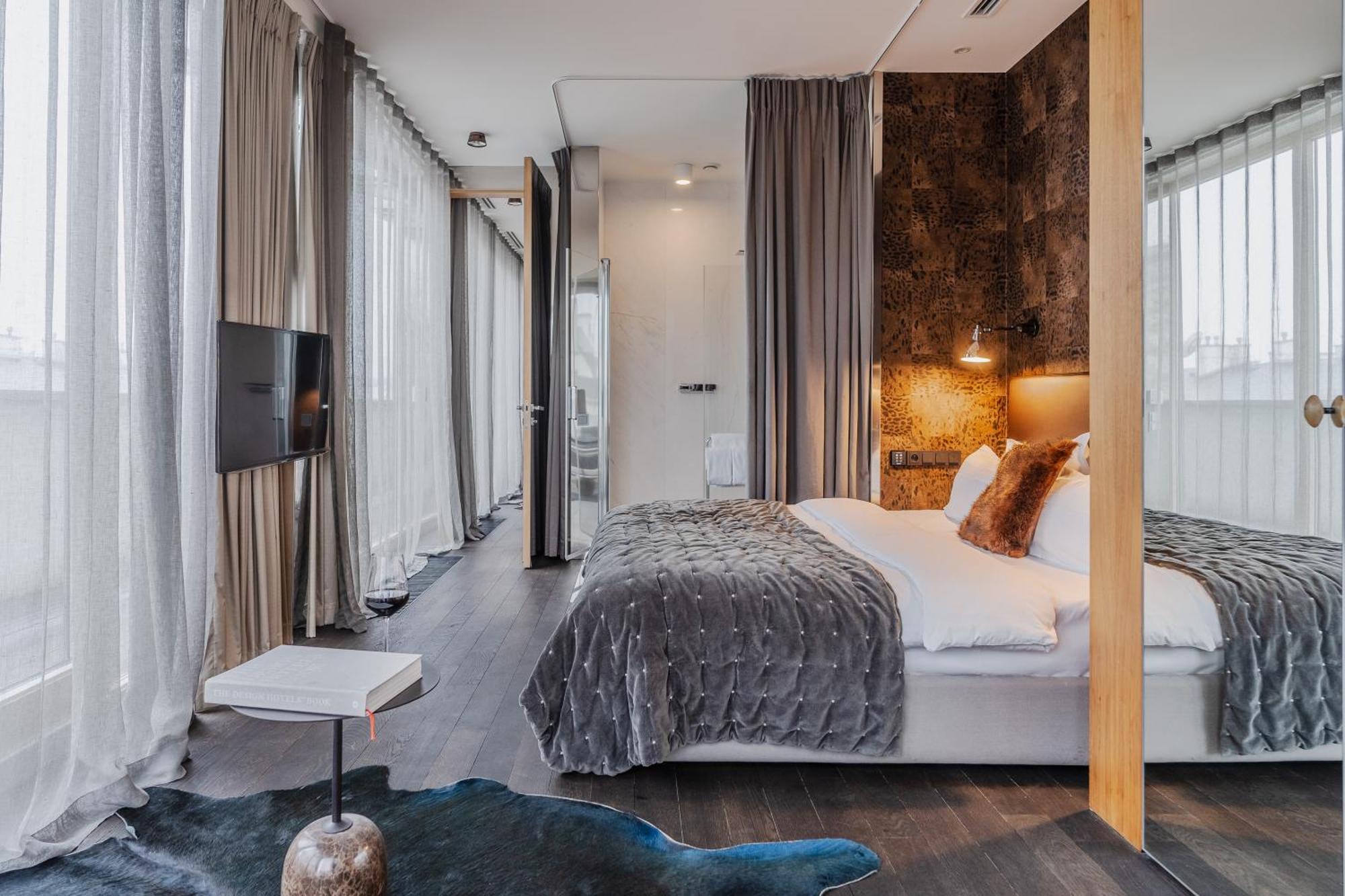 Penthouse Apartment