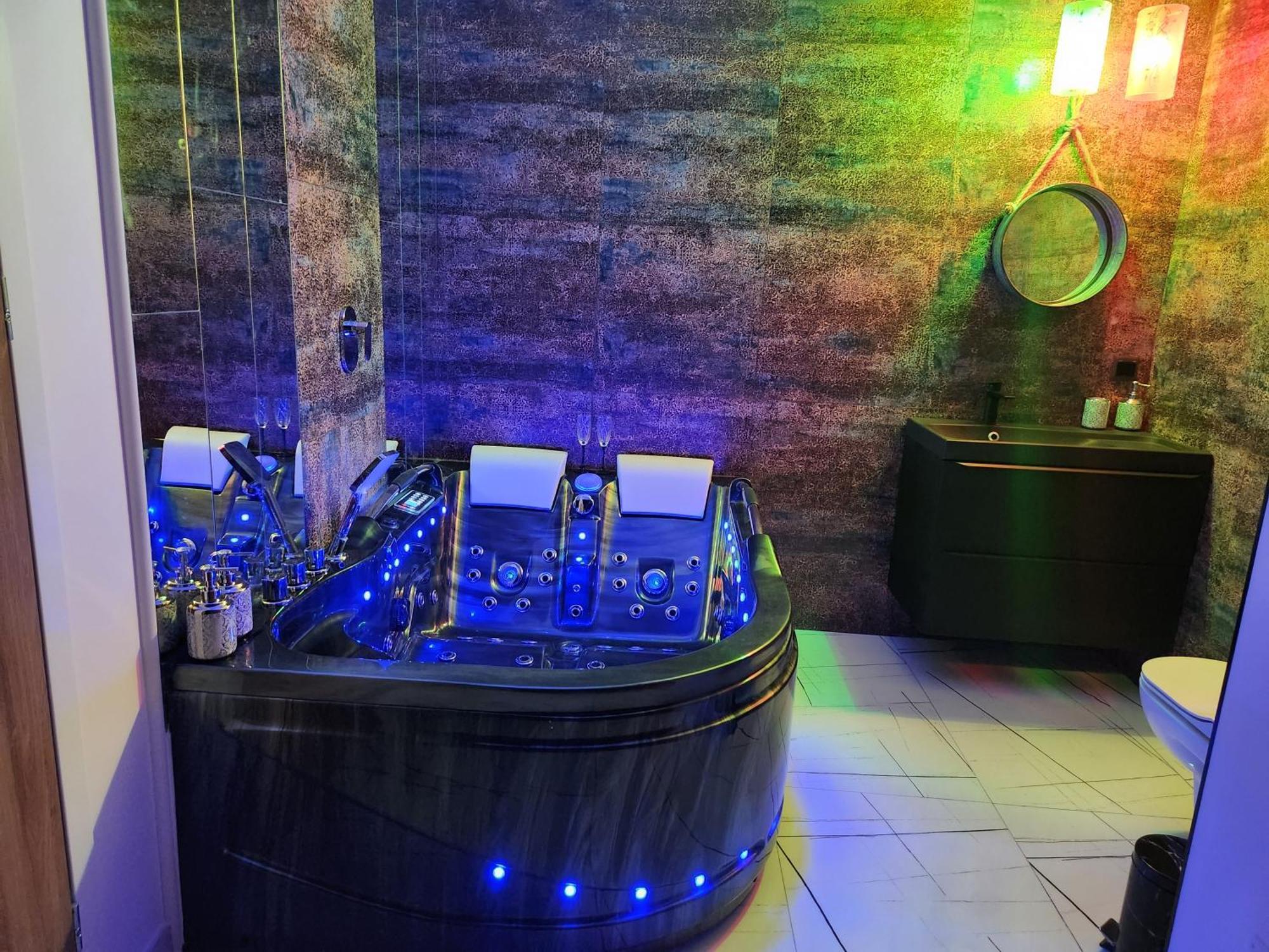Double Room Spa Bath