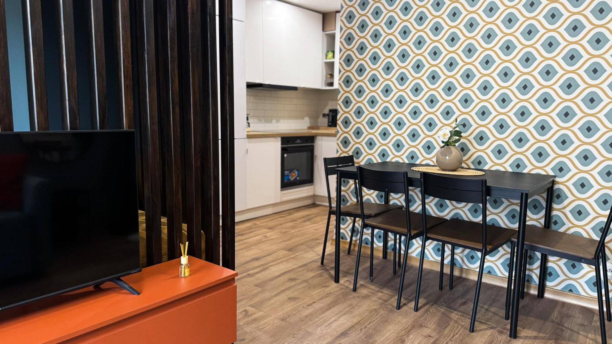Deluxe Apartment