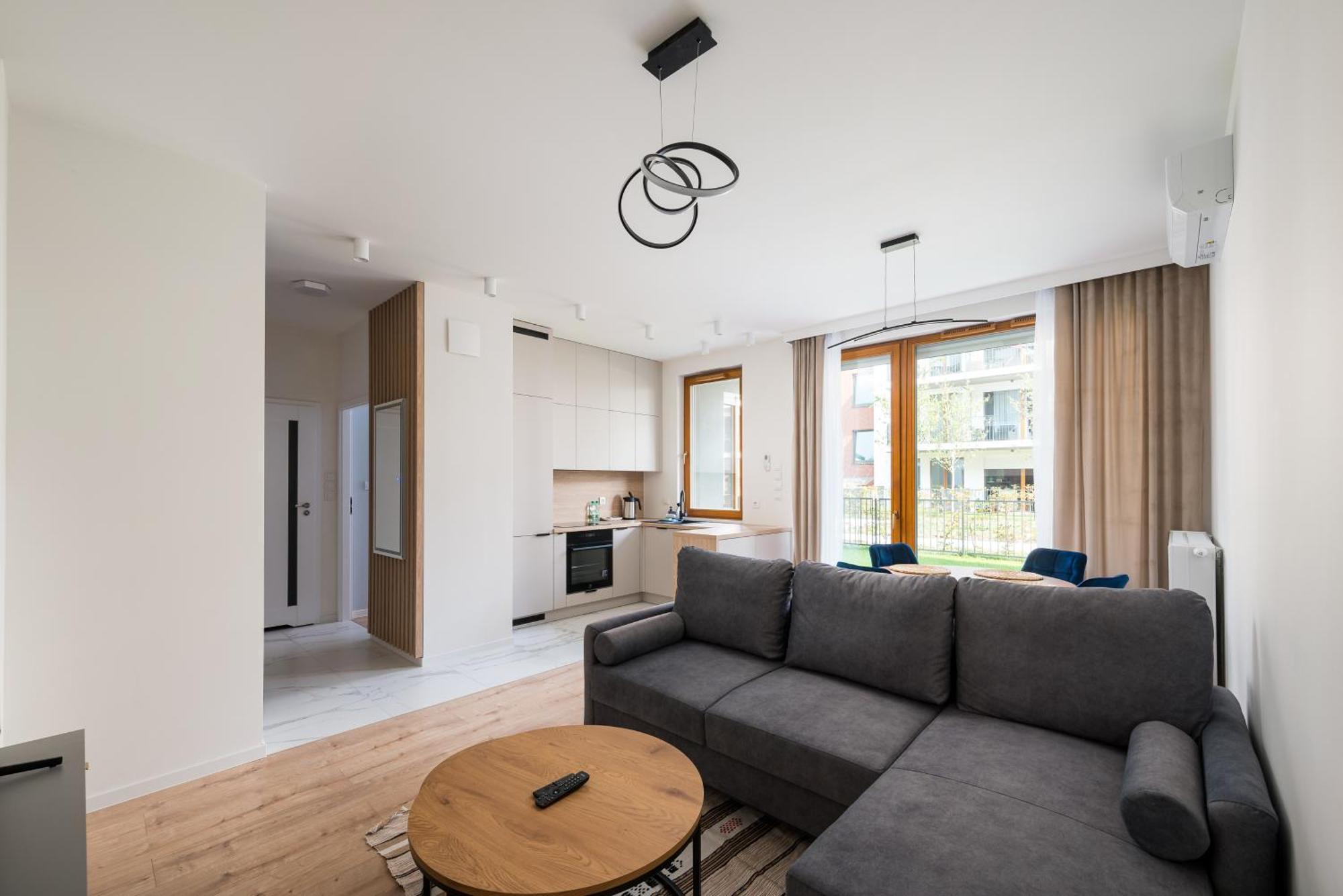 One-Bedroom Apartment