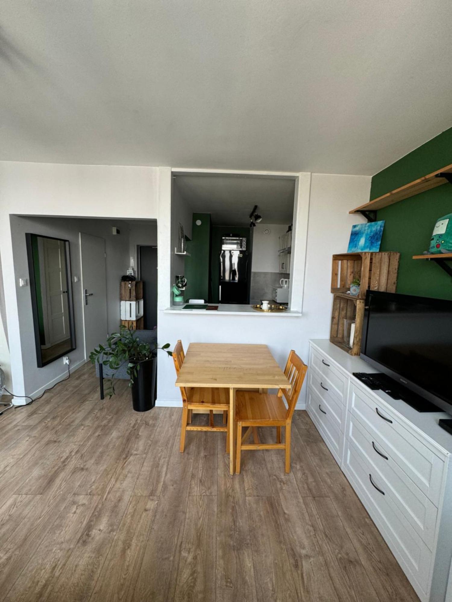 Studio Apartment