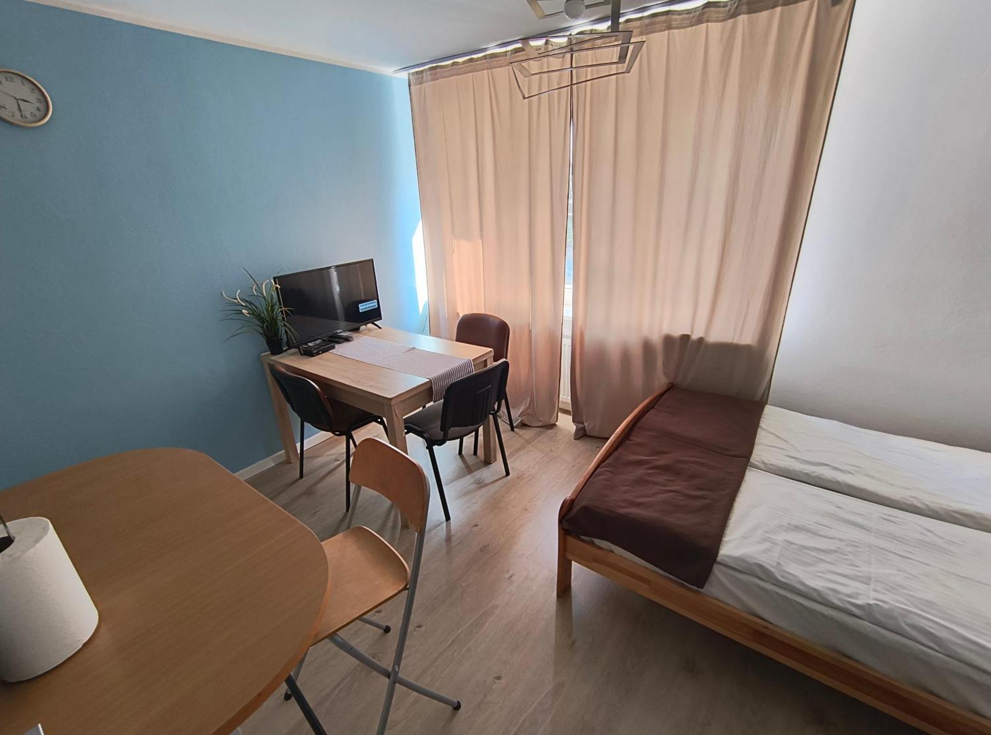 Studio Apartment