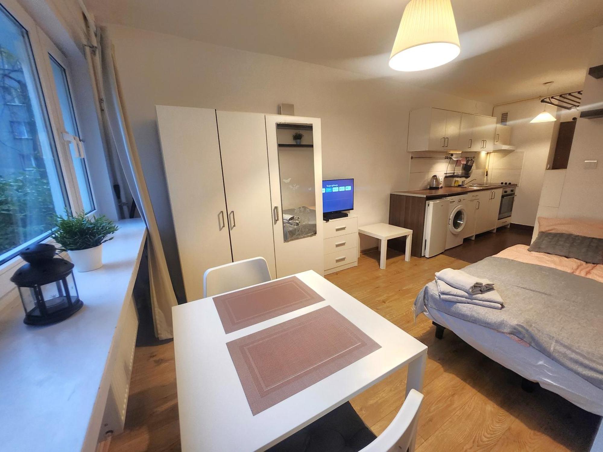 Studio Apartment