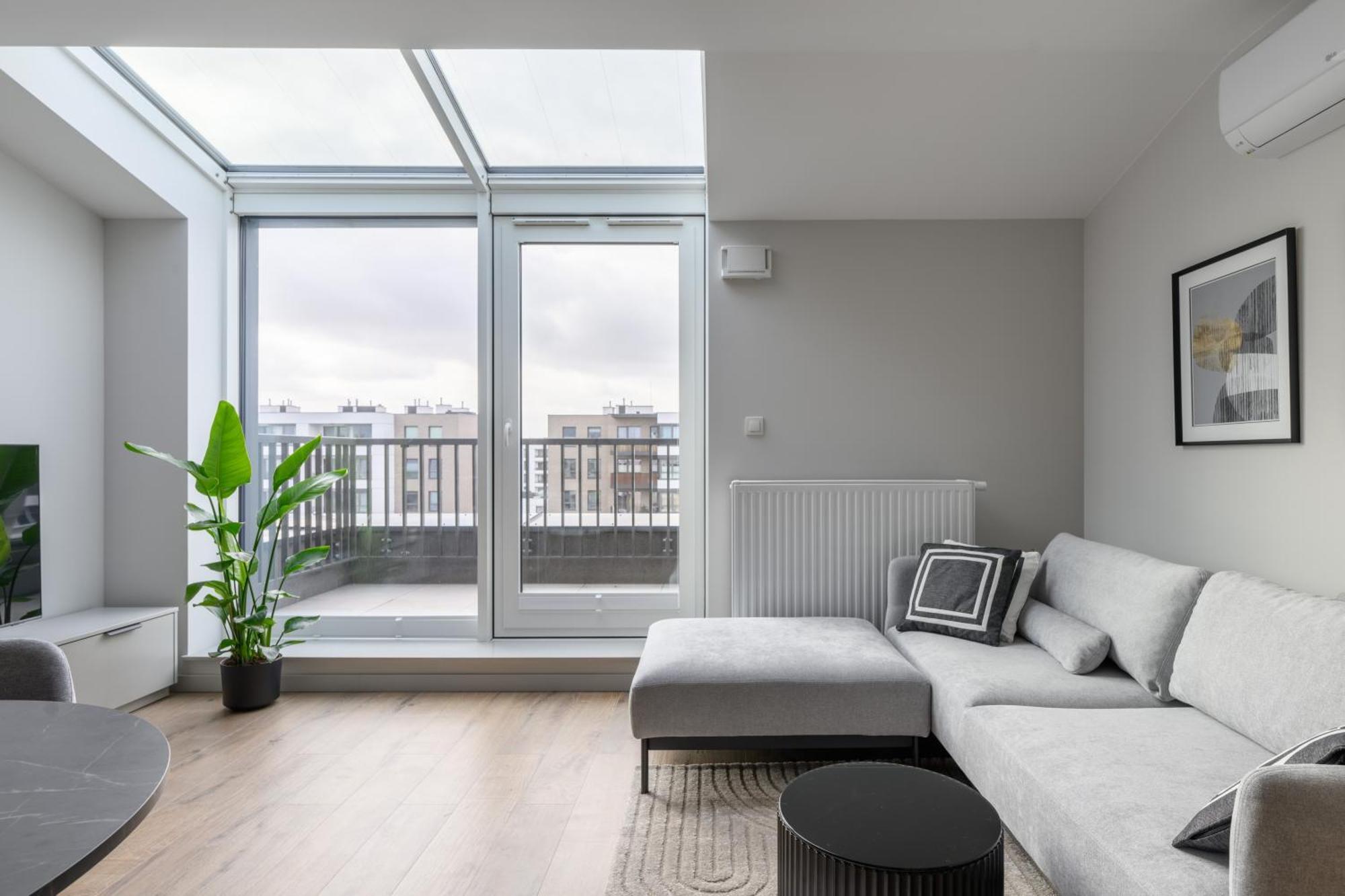 One-Bedroom Apartment