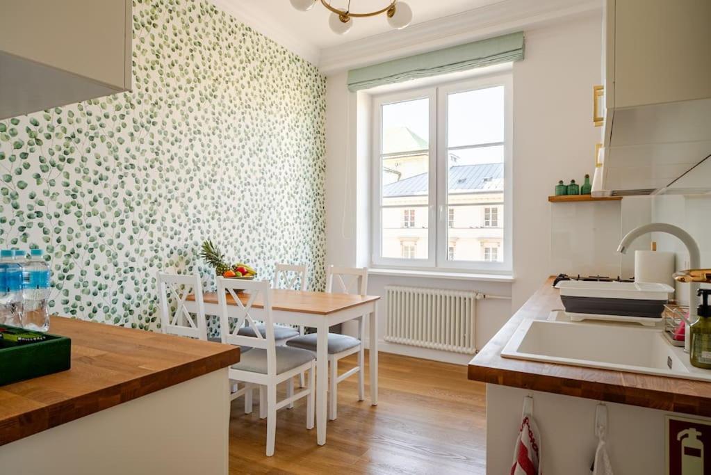 Two-Bedroom Deluxe Apartment