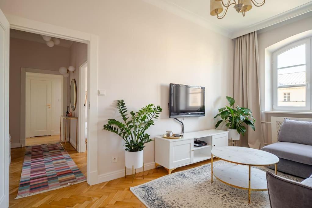 Two-Bedroom Deluxe Apartment