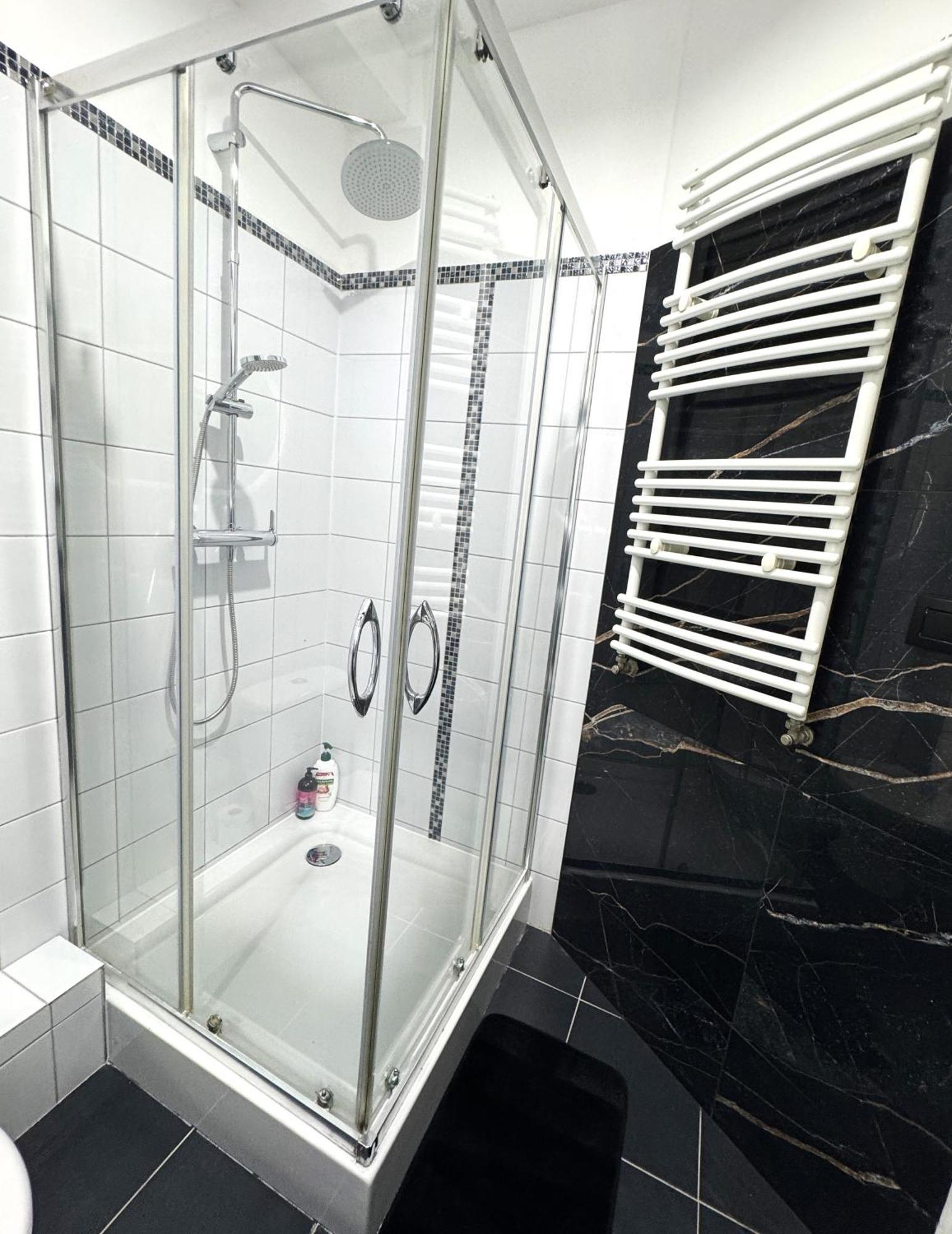 One-Bedroom Standard Apartment