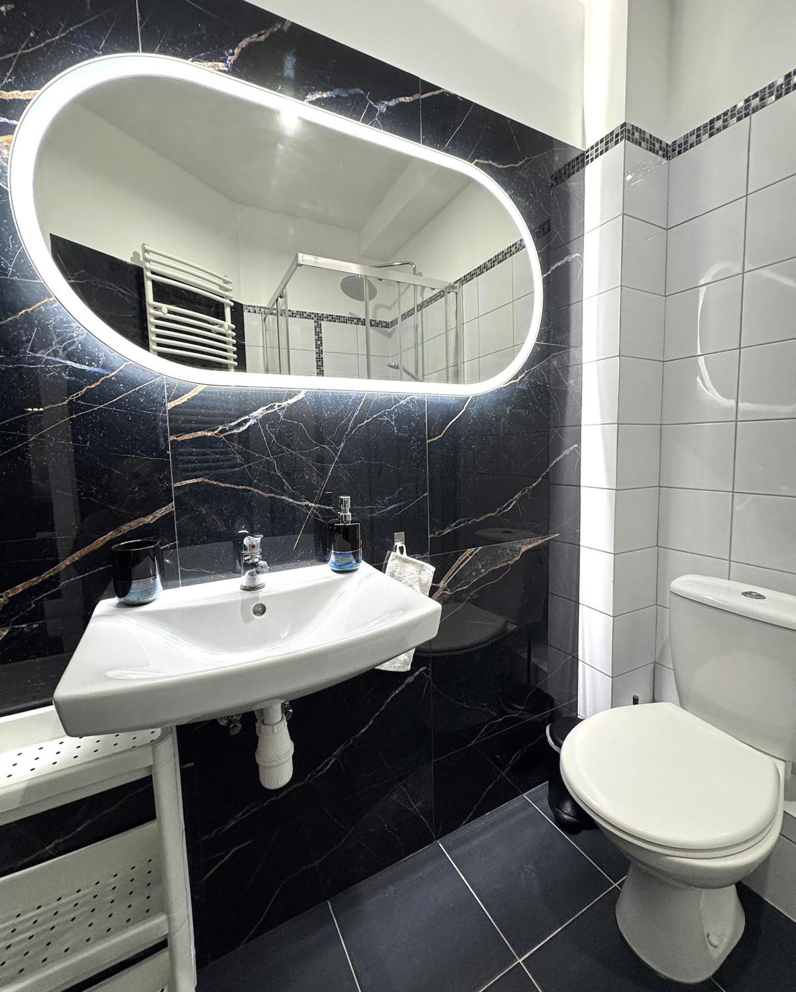 One-Bedroom Standard Apartment