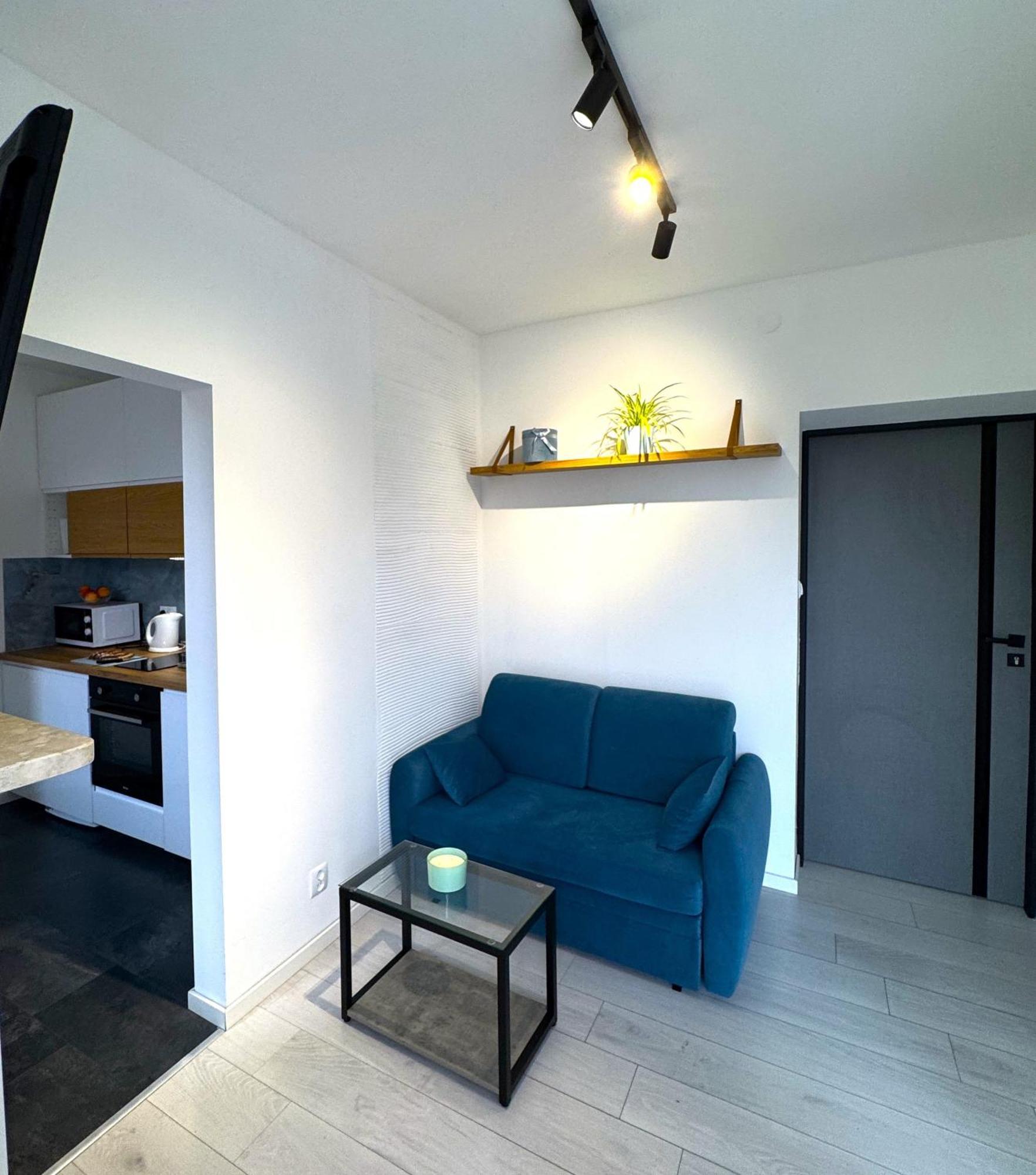 One-Bedroom Standard Apartment