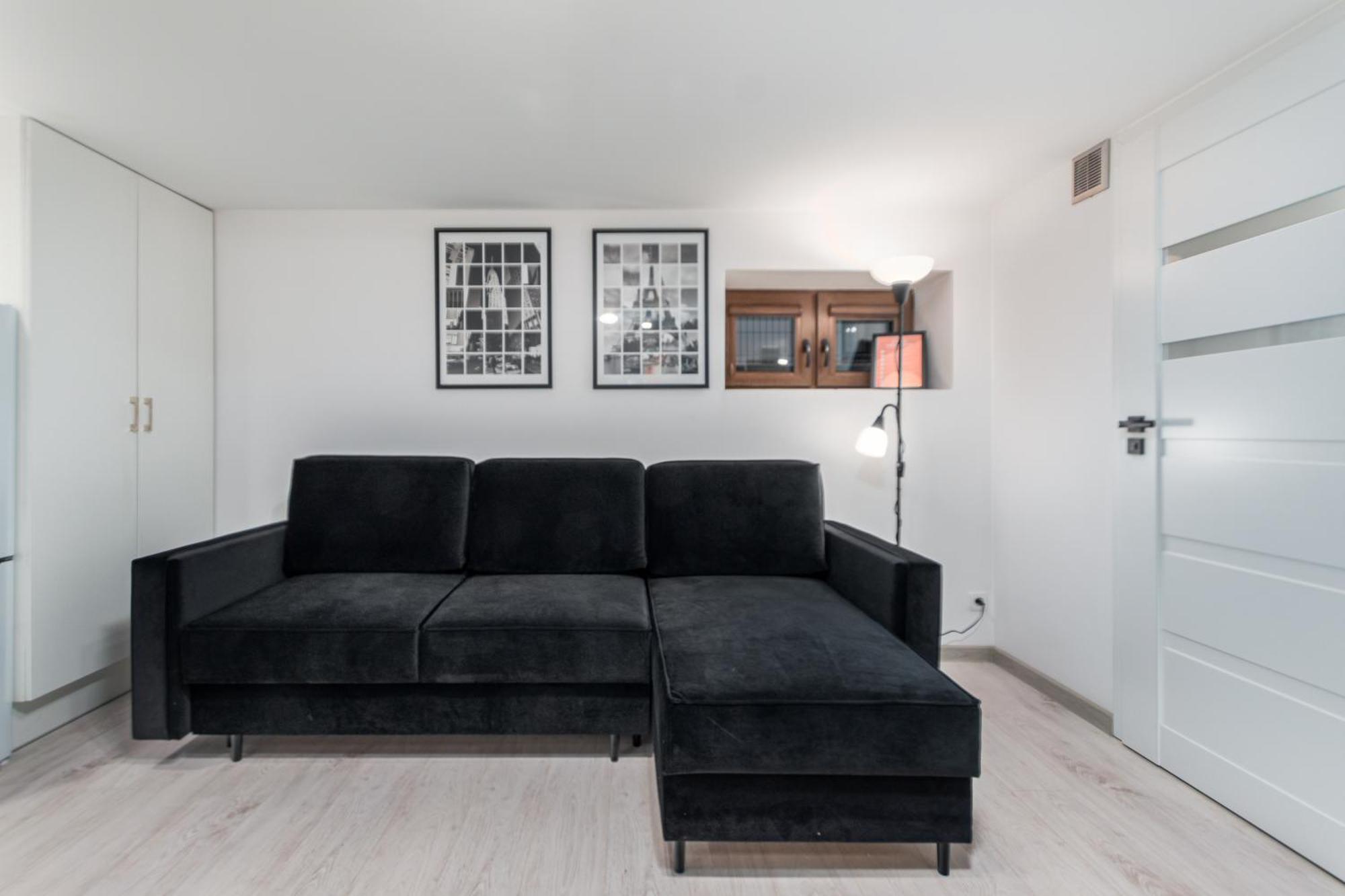 Studio Apartment