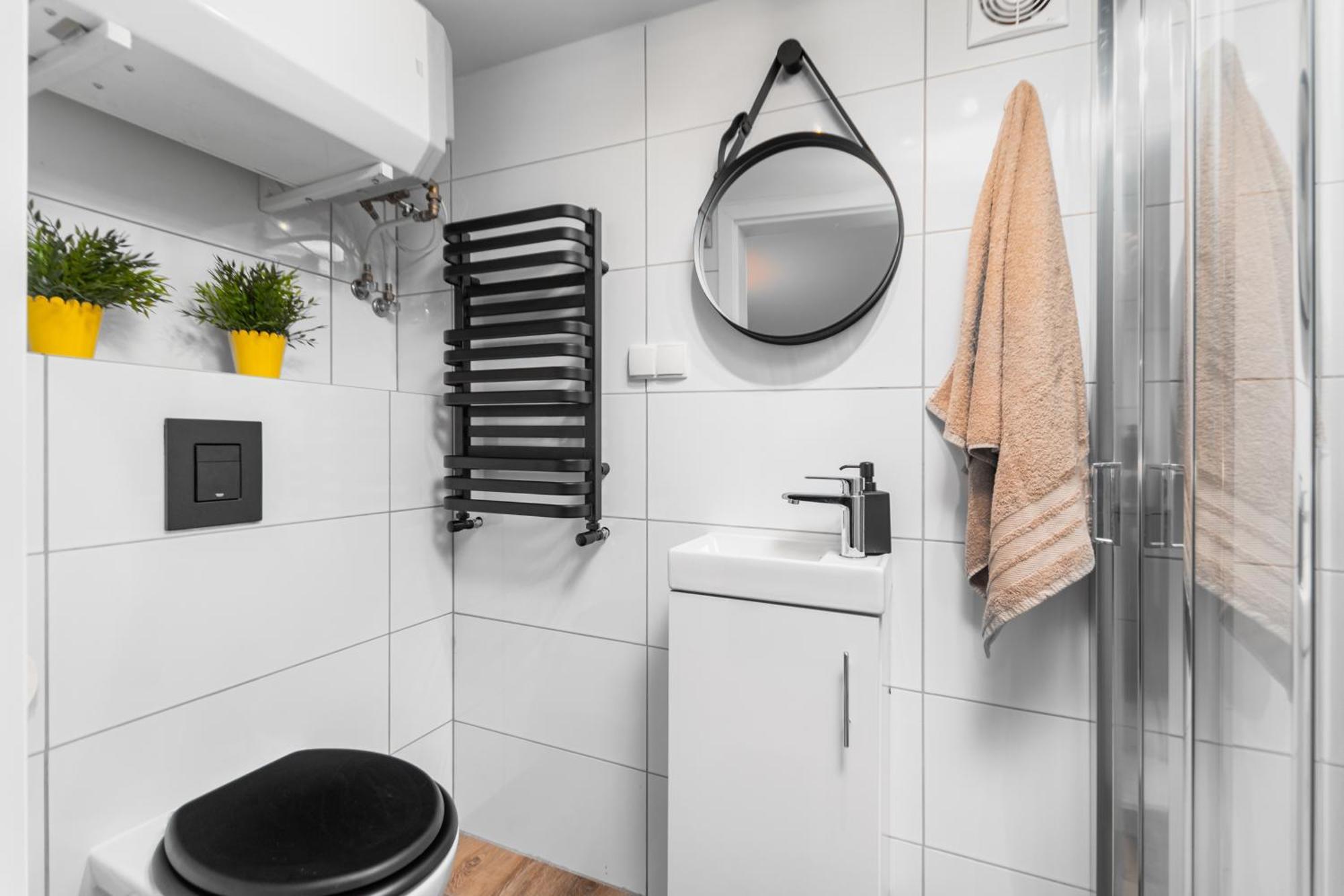 Studio Apartment