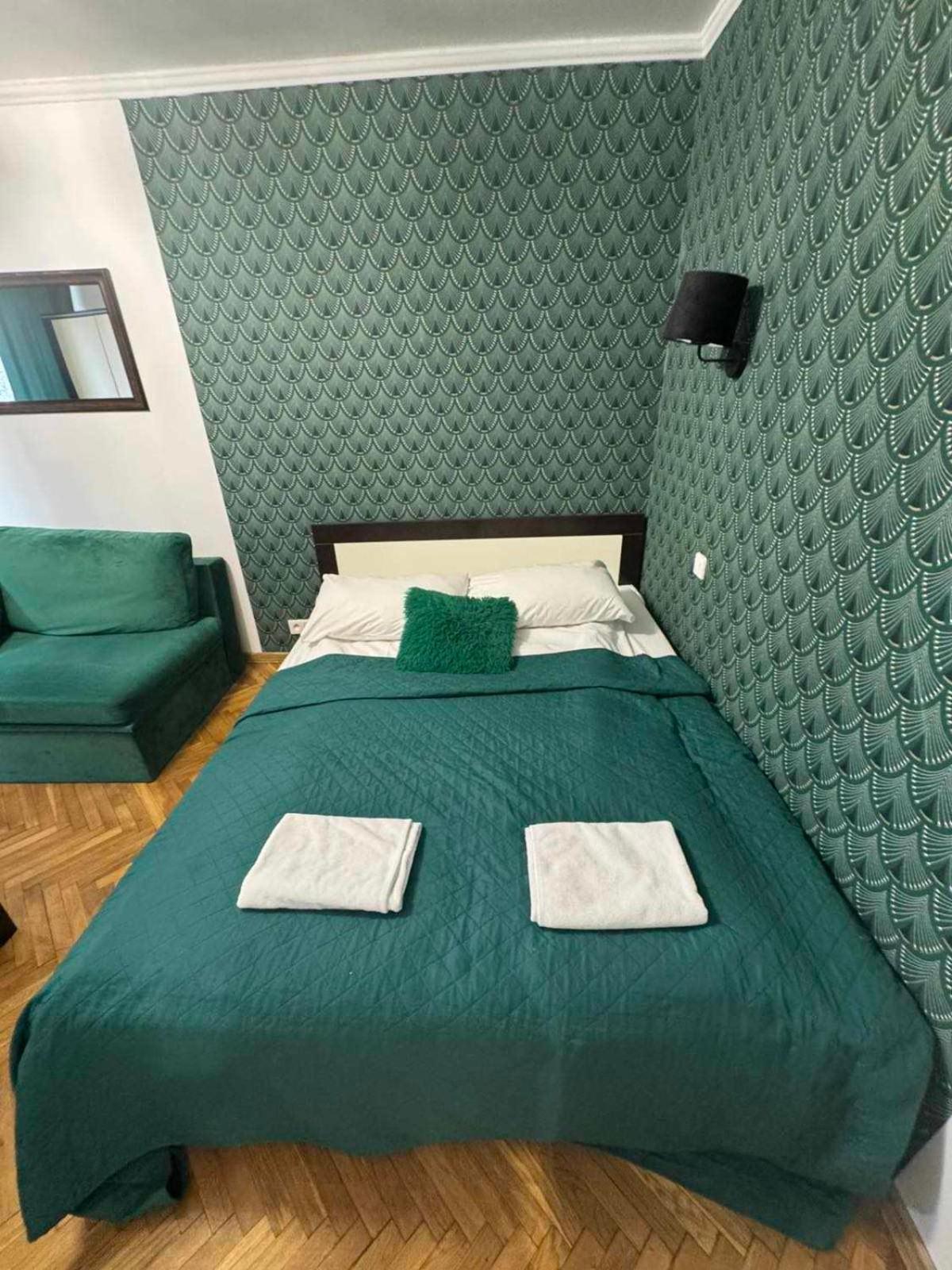 Quadruple Room Private External Bathroom
