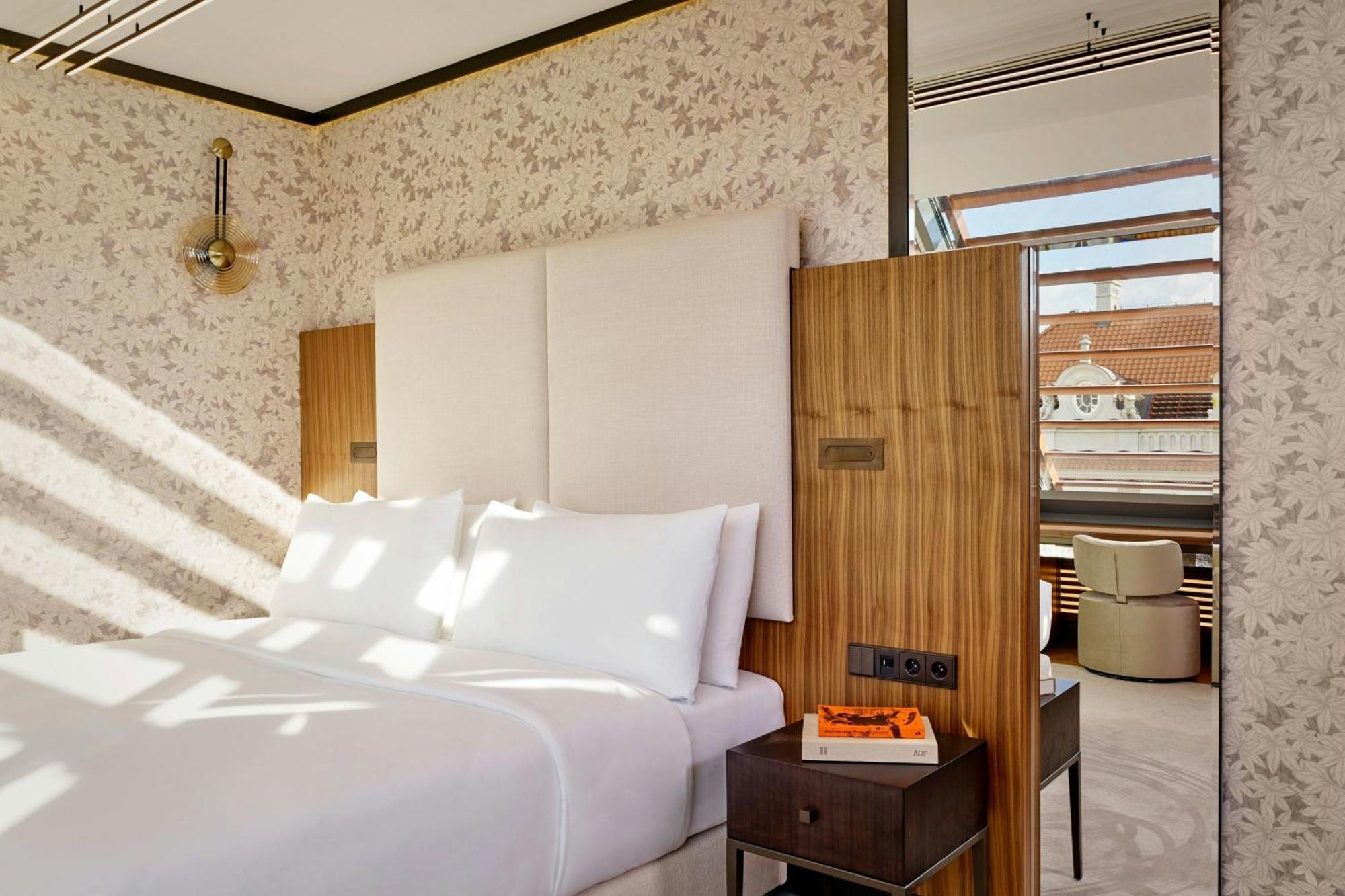 Moderno Deluxe Room