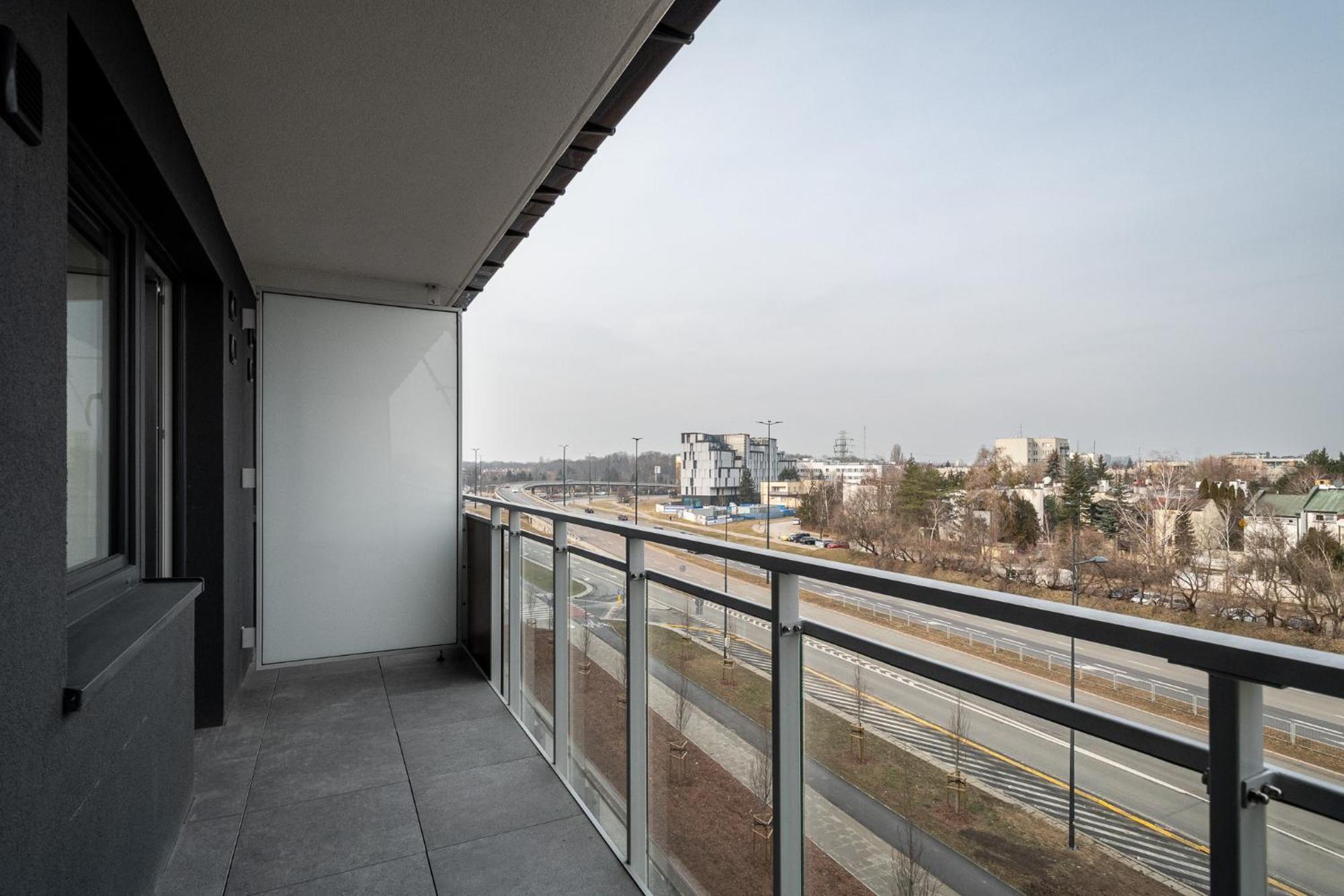 Studio Balcony