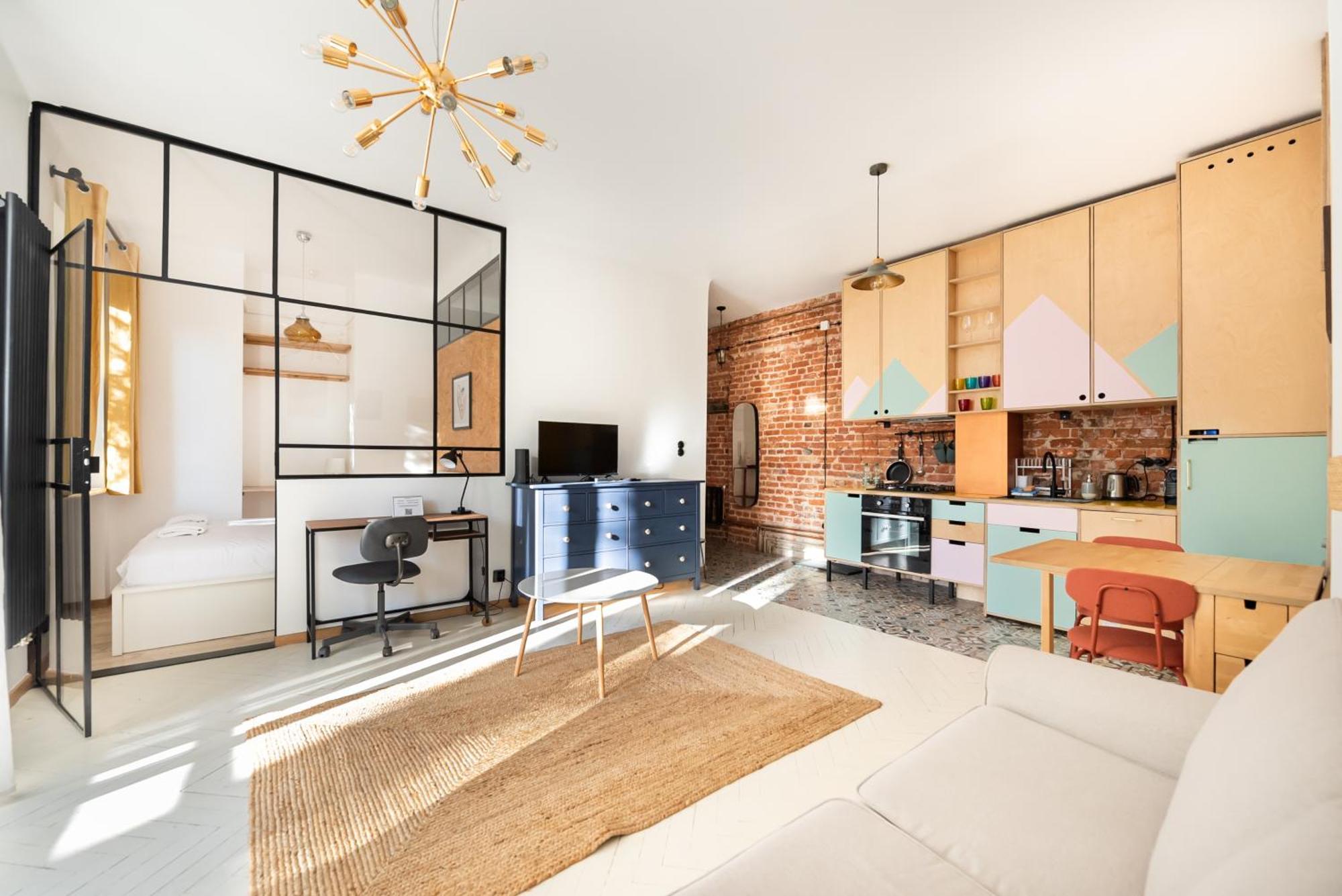 One-Bedroom Apartment