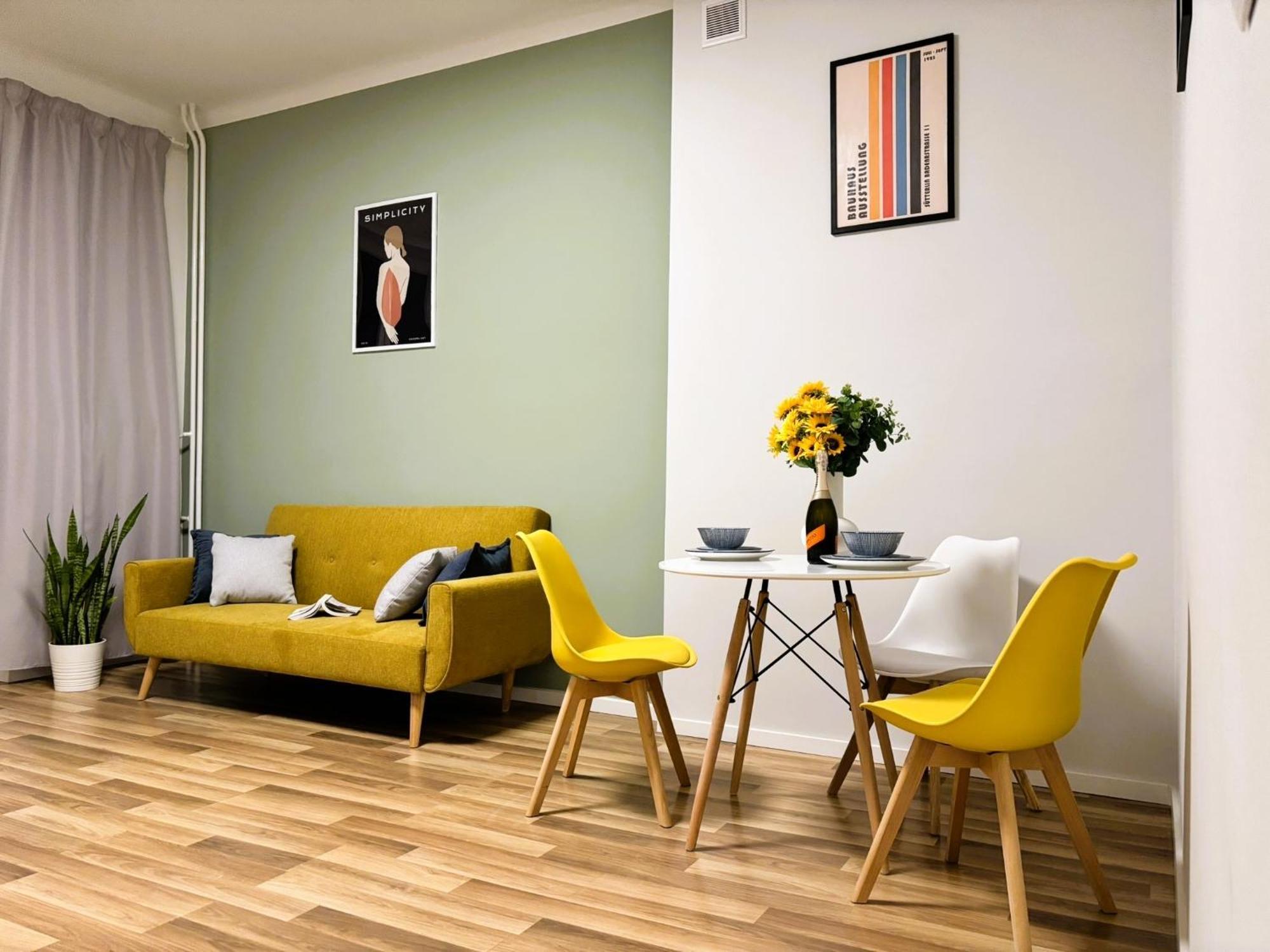 One-Bedroom Apartment