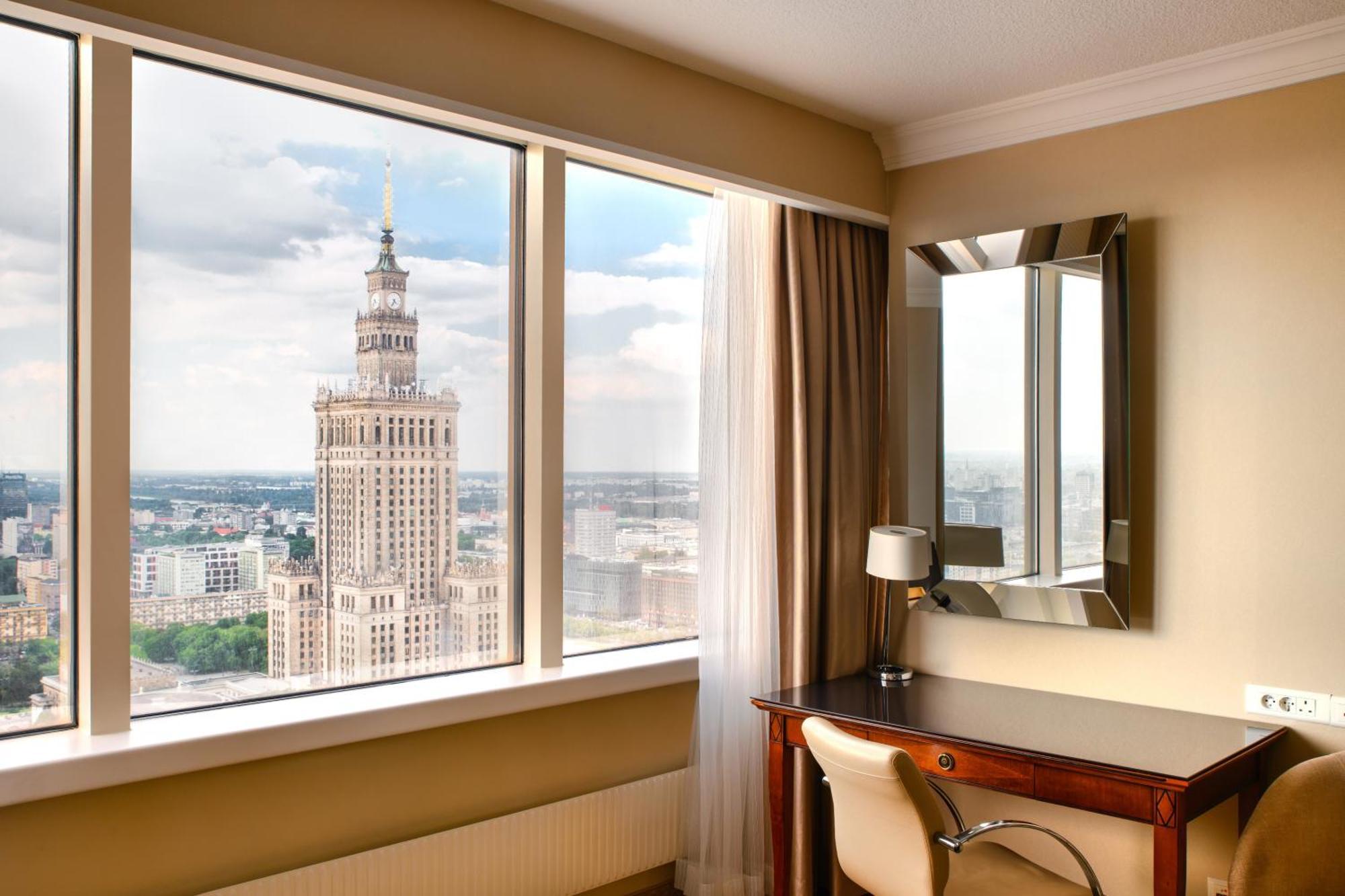 Deluxe Double Room City View