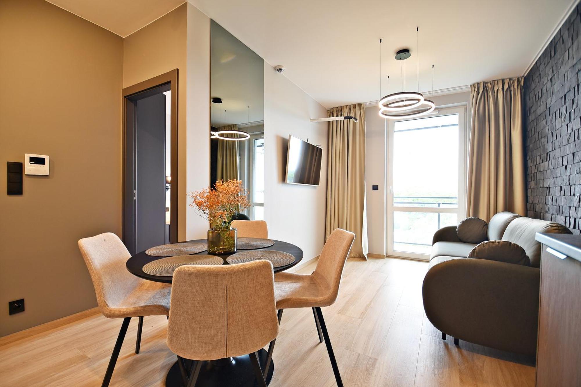 Deluxe Apartment