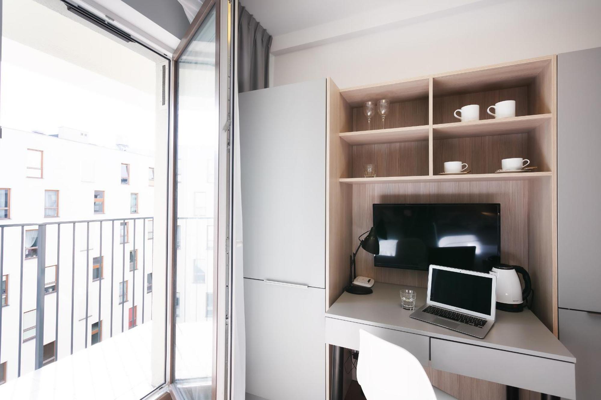 Deluxe Apartment