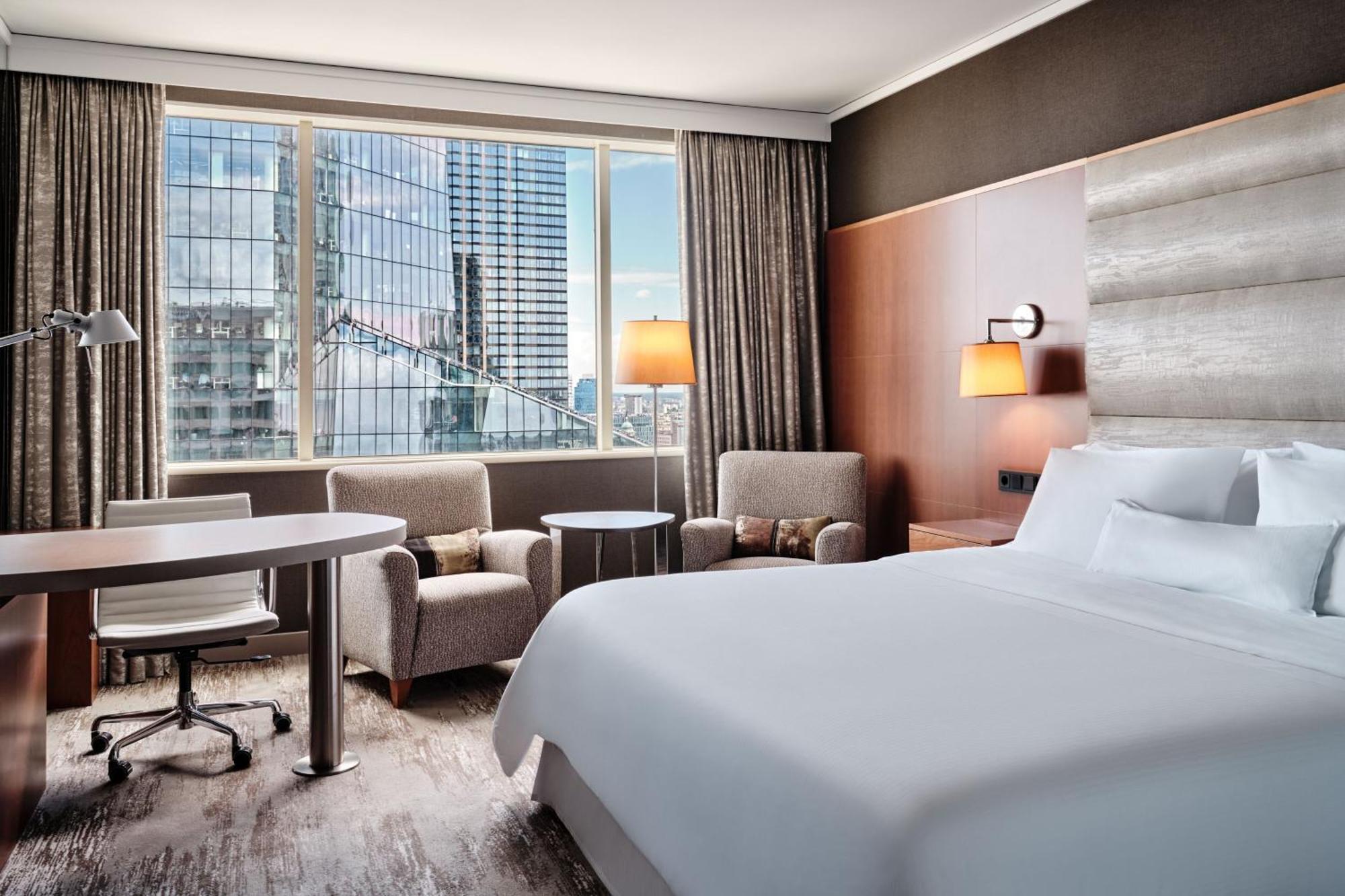 Executive Guest room 1 King City view High floor