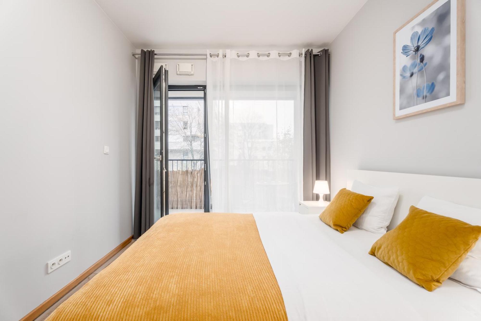 Deluxe Apartment