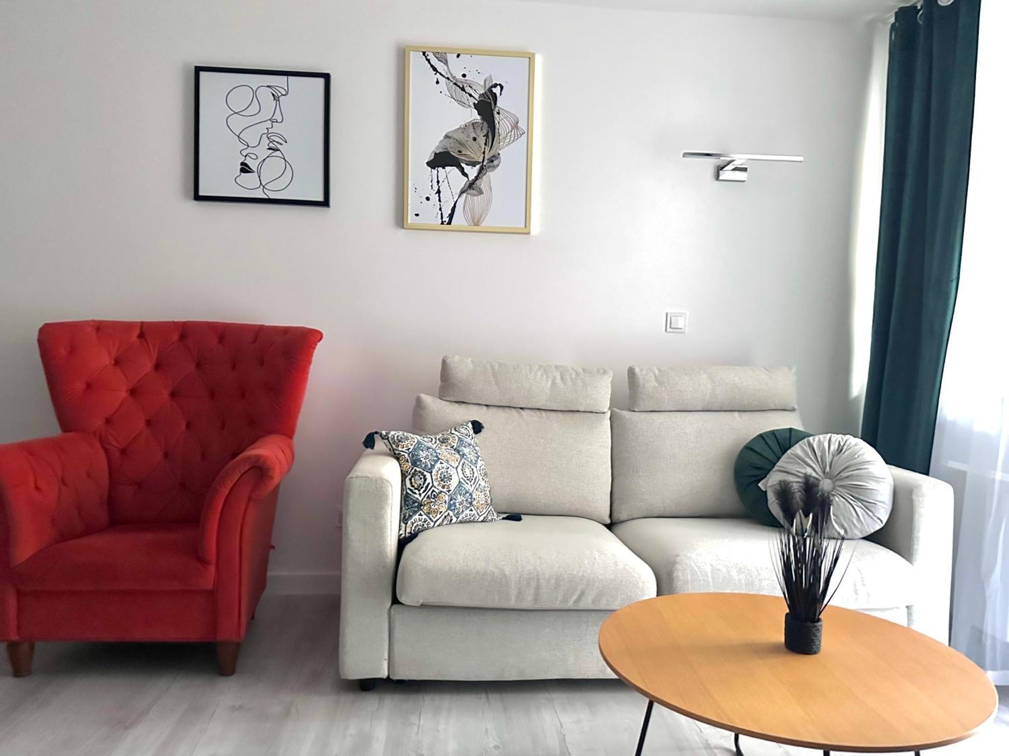 Superior One-Bedroom Apartment