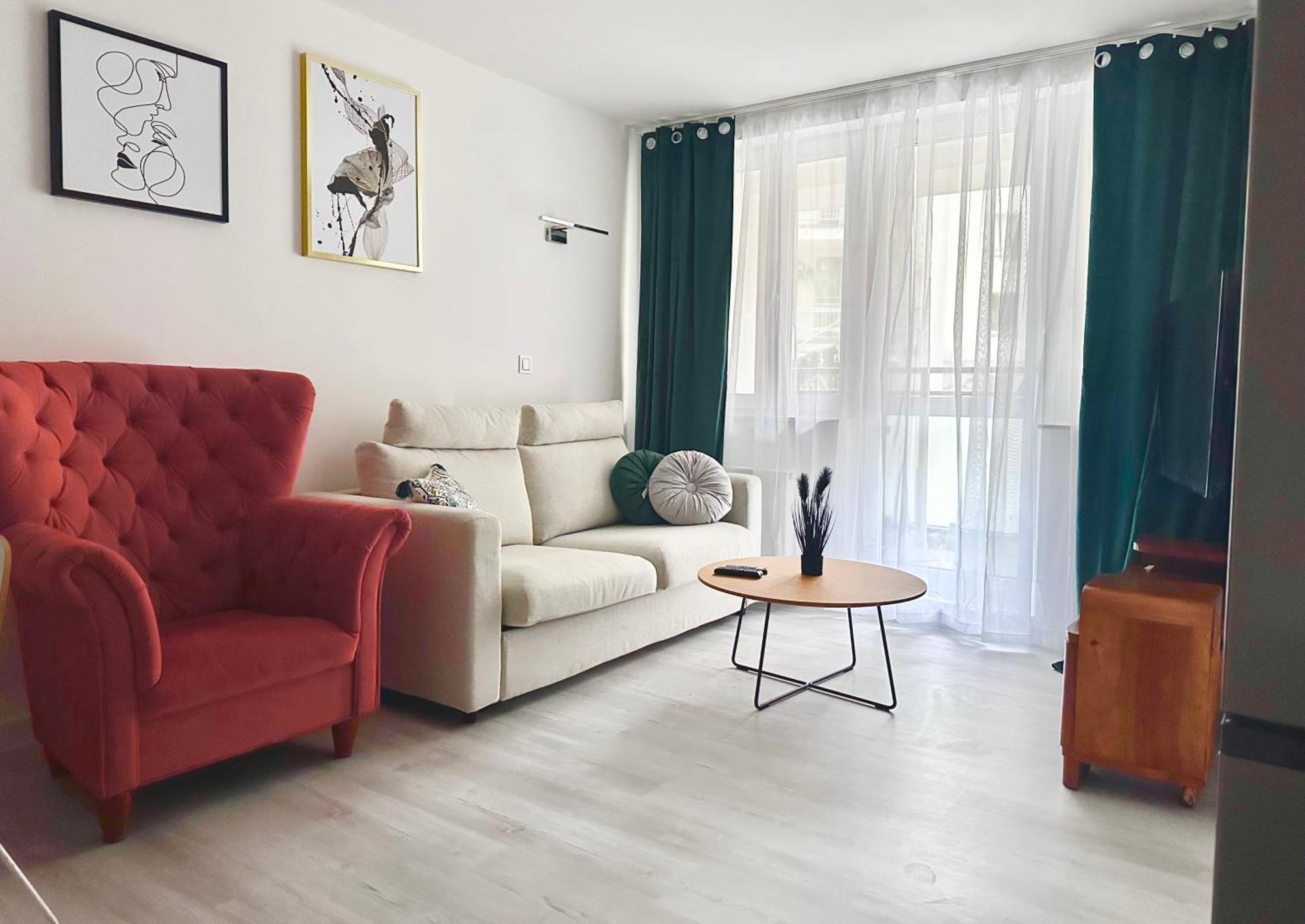 Superior One-Bedroom Apartment