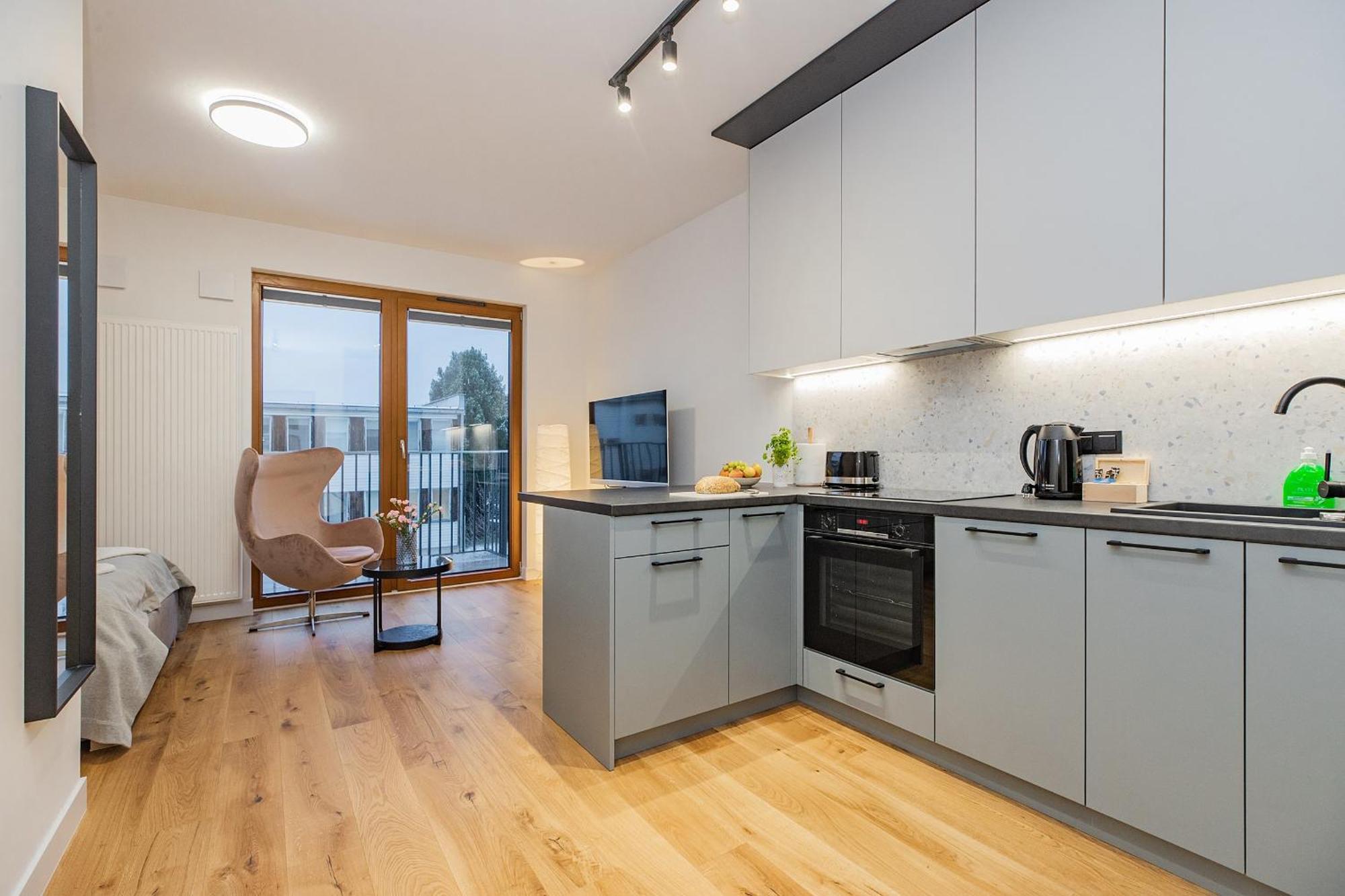 One-Bedroom Apartment