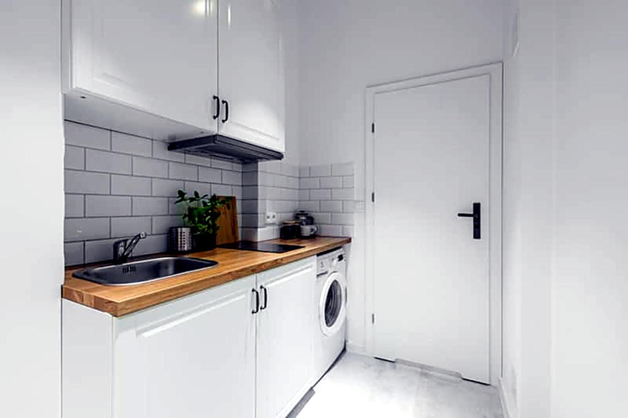 Studio Apartment One Double Bed