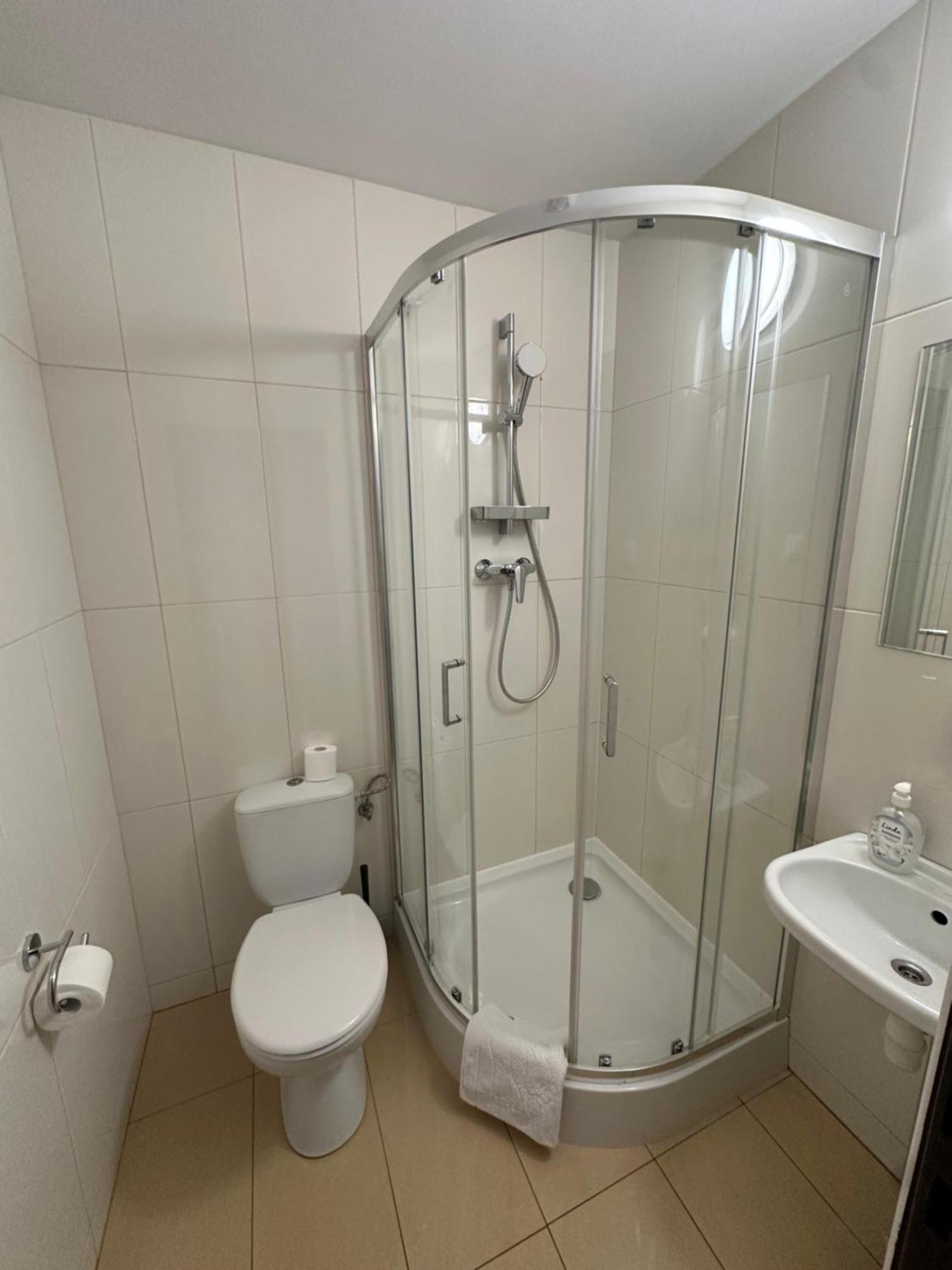 Triple Room Private Bathroom
