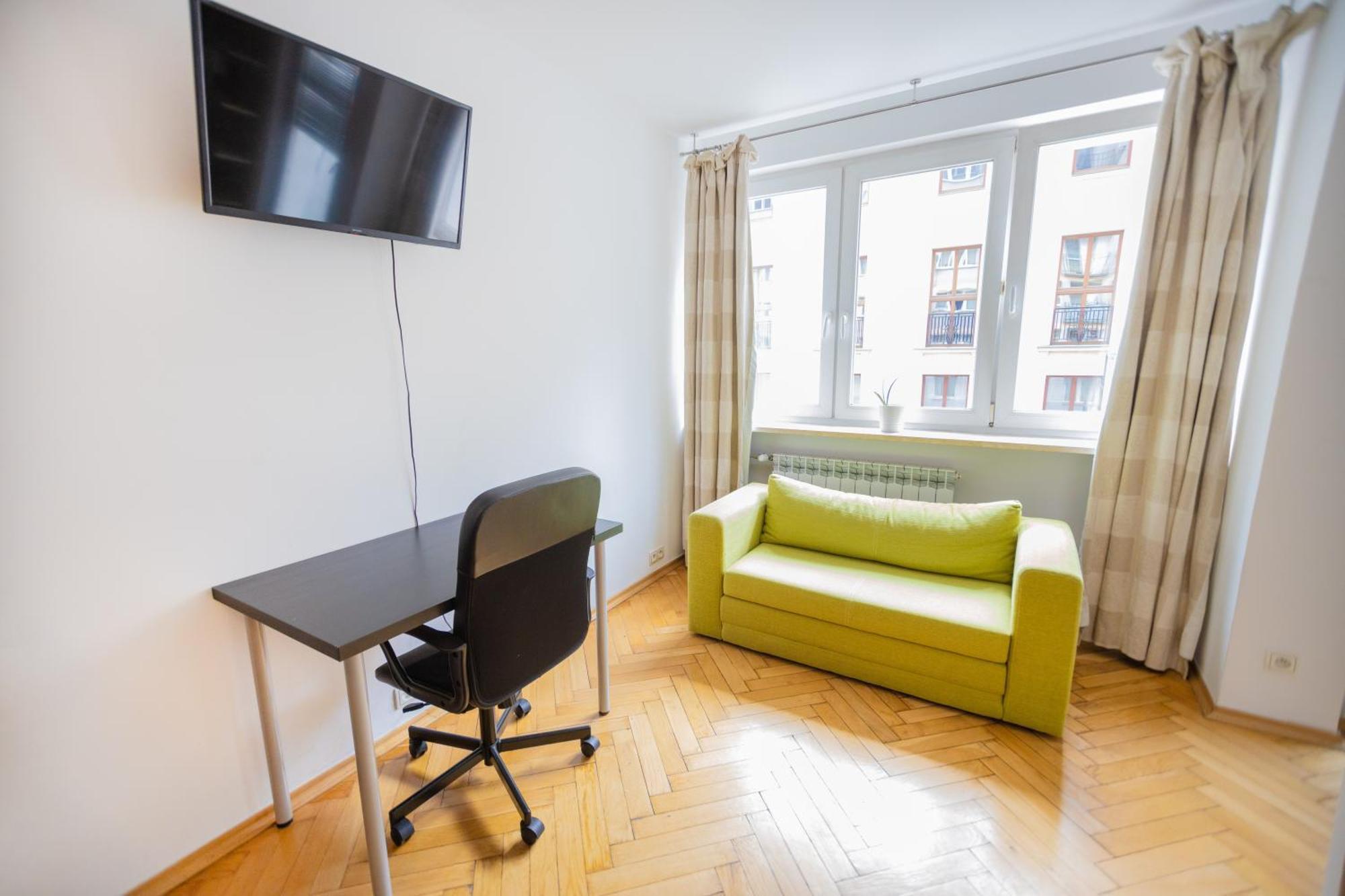 One-Bedroom Apartment