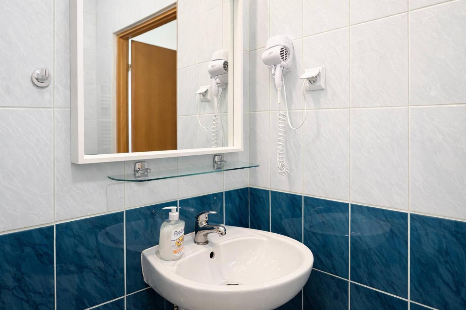 Double Room Private Bathroom