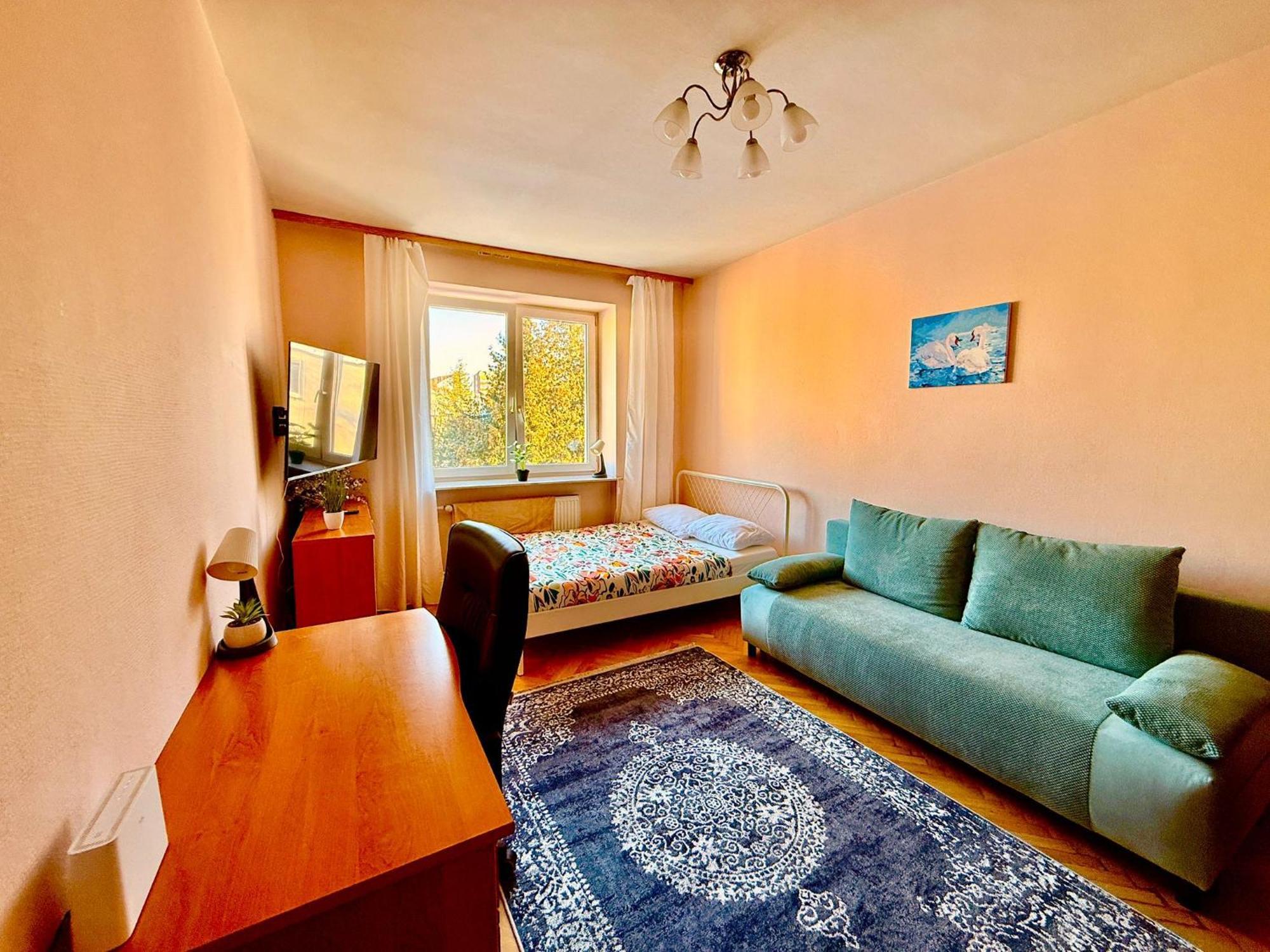One-Bedroom Apartment