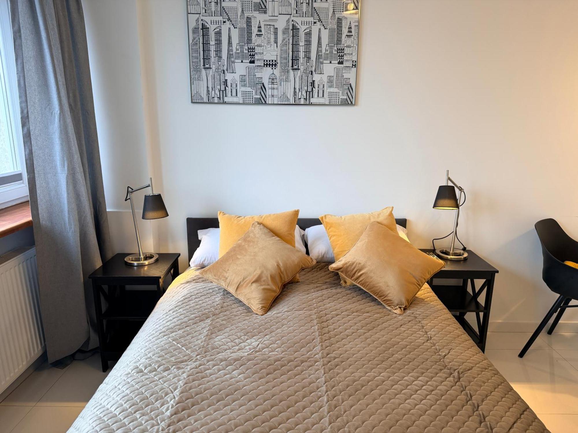 One-Bedroom Apartment